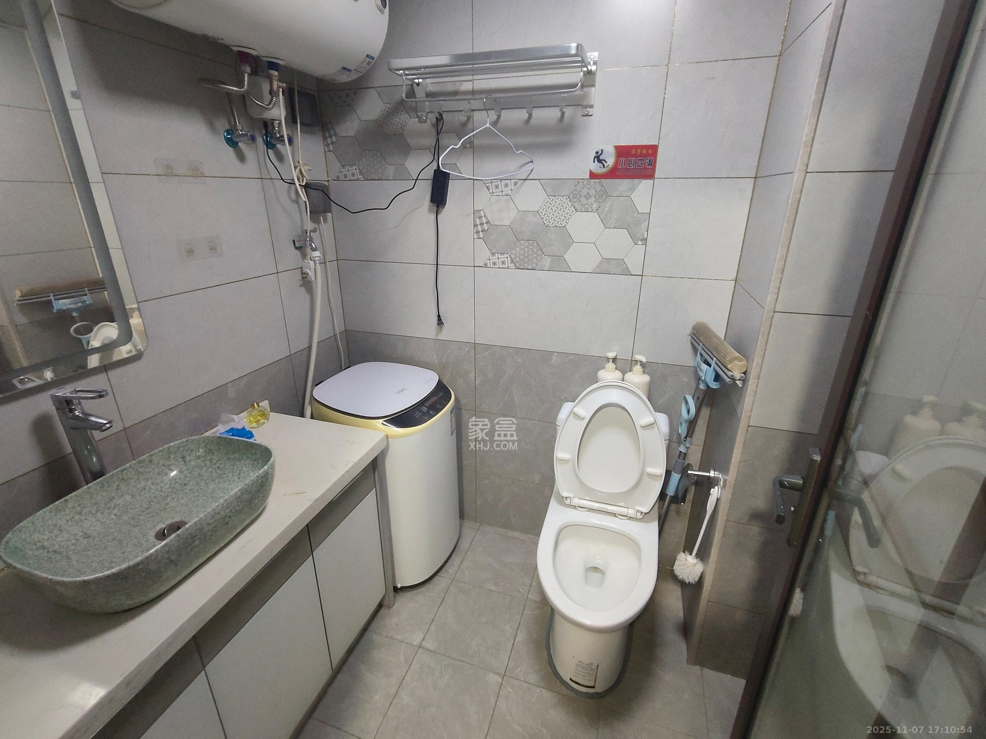 金科时代中心  1室1厅1卫    1300.0元/月室内图