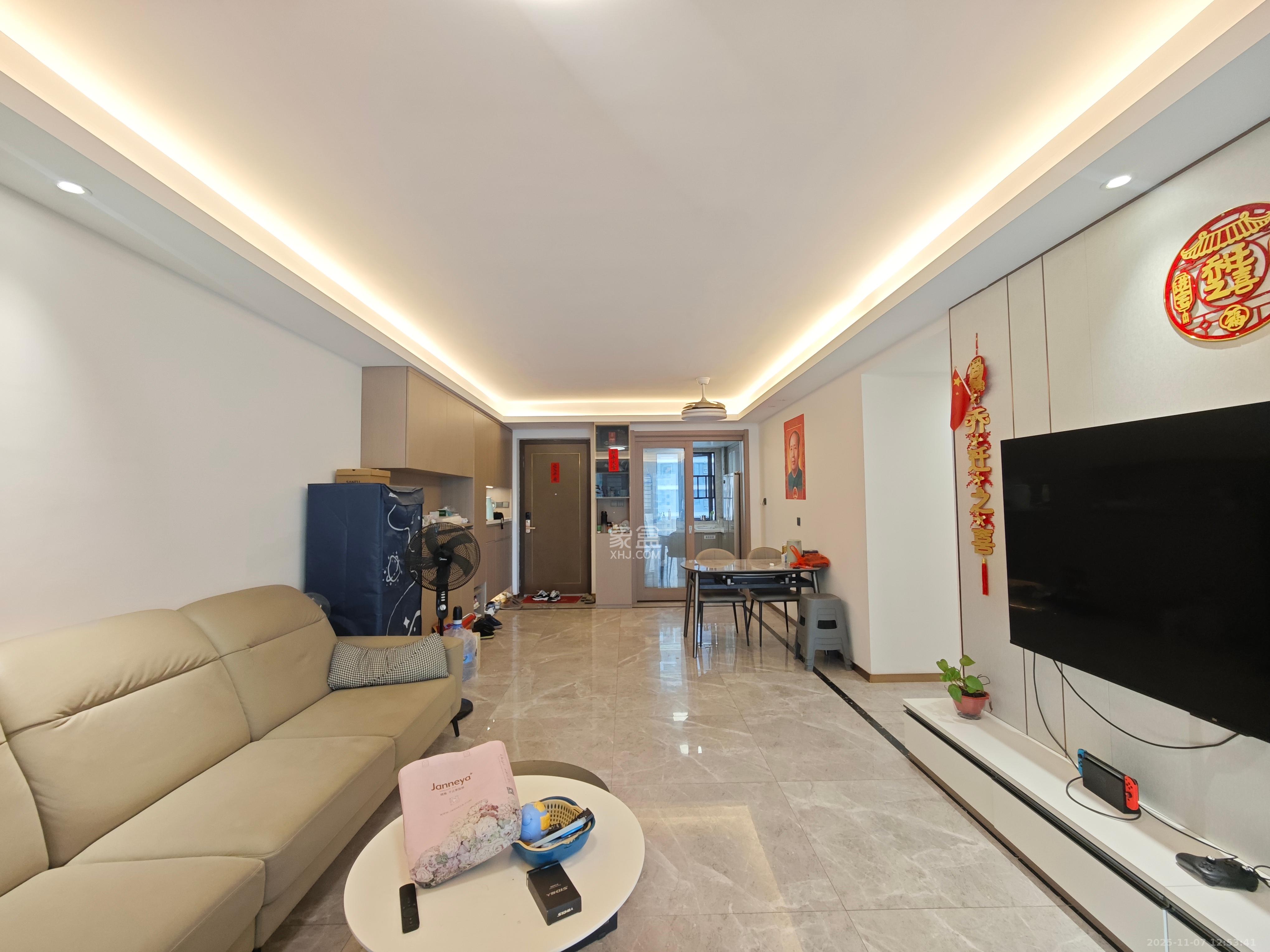 旭辉雨花郡 4室2厅2卫 4300.0元/月 旭辉雨花郡 4室2厅2卫 4300.0元/月室内图