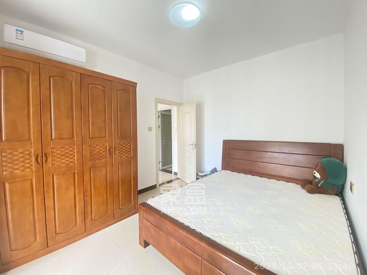 绿地新都会 2室2厅1卫 1800.0元/月 绿地新都会 2室2厅1卫 1800.0元/月室内图