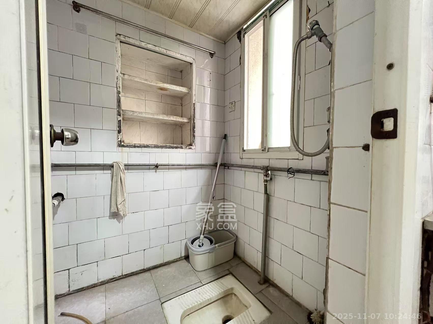 湖橡宿舍/湖橡小区 1室0厅0卫 1500.0元/月 湖橡宿舍/湖橡小区 1室0厅0卫 1500.0元/月室内图