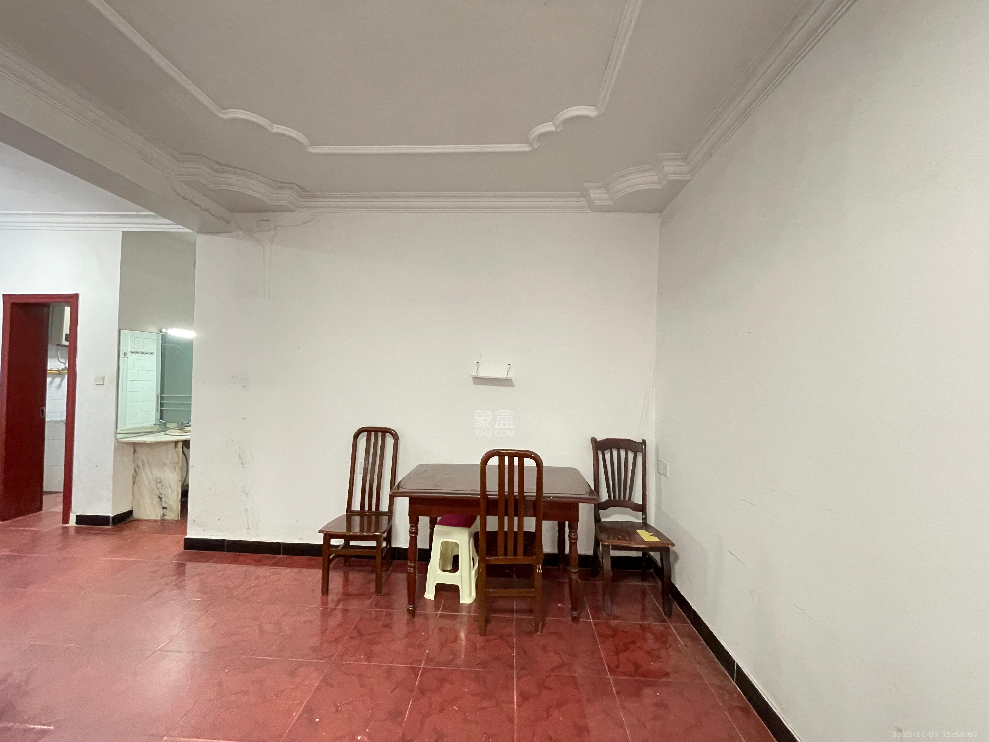 湘银公寓  2室2厅1卫    1500.0元/月室内图