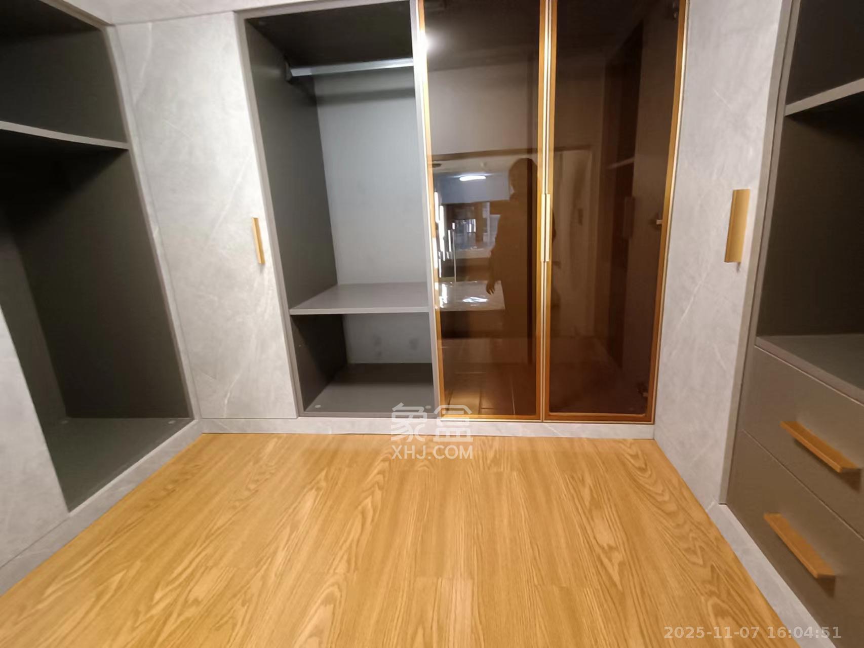 阳光城檀悦  2室2厅1卫    2600.0元/月