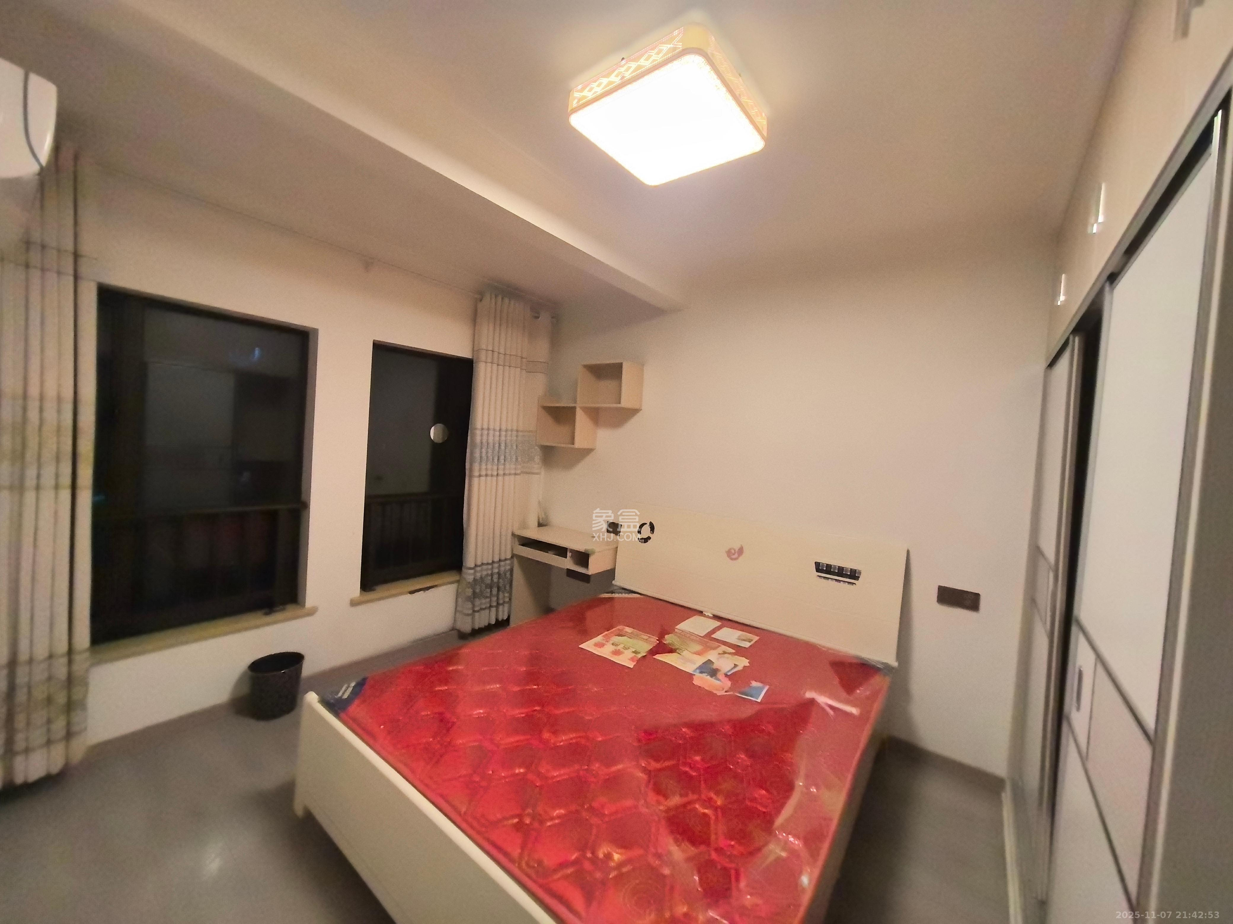 天下一家 2室1厅1卫 2500.0元/月 天下一家 2室1厅1卫 2500.0元/月室内图