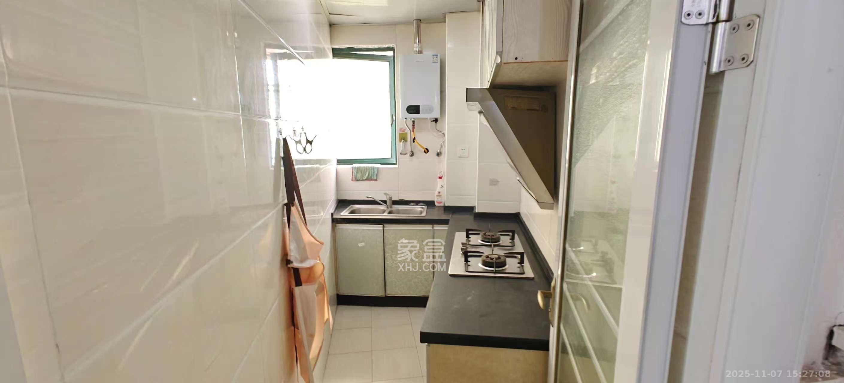 湖韵佳苑  1室1厅1卫    1500.0元/月室内图