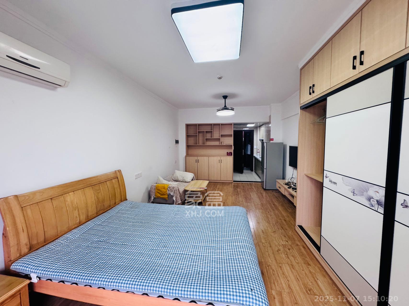 创世纪广场 1室1厅1卫 1400.0元/月 创世纪广场 1室1厅1卫 1400.0元/月室内图