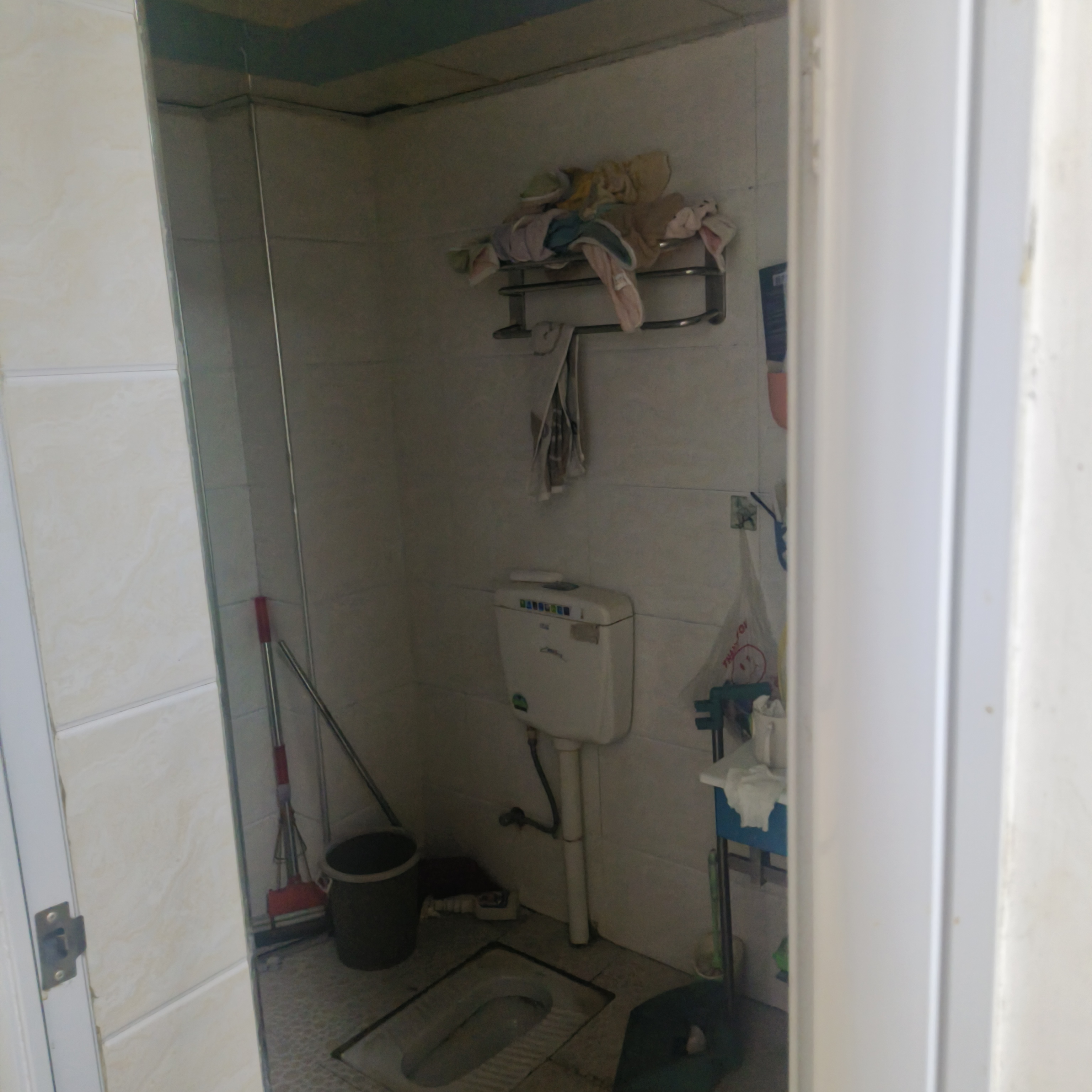 星海名都  1室0厅0卫    22.8万客厅