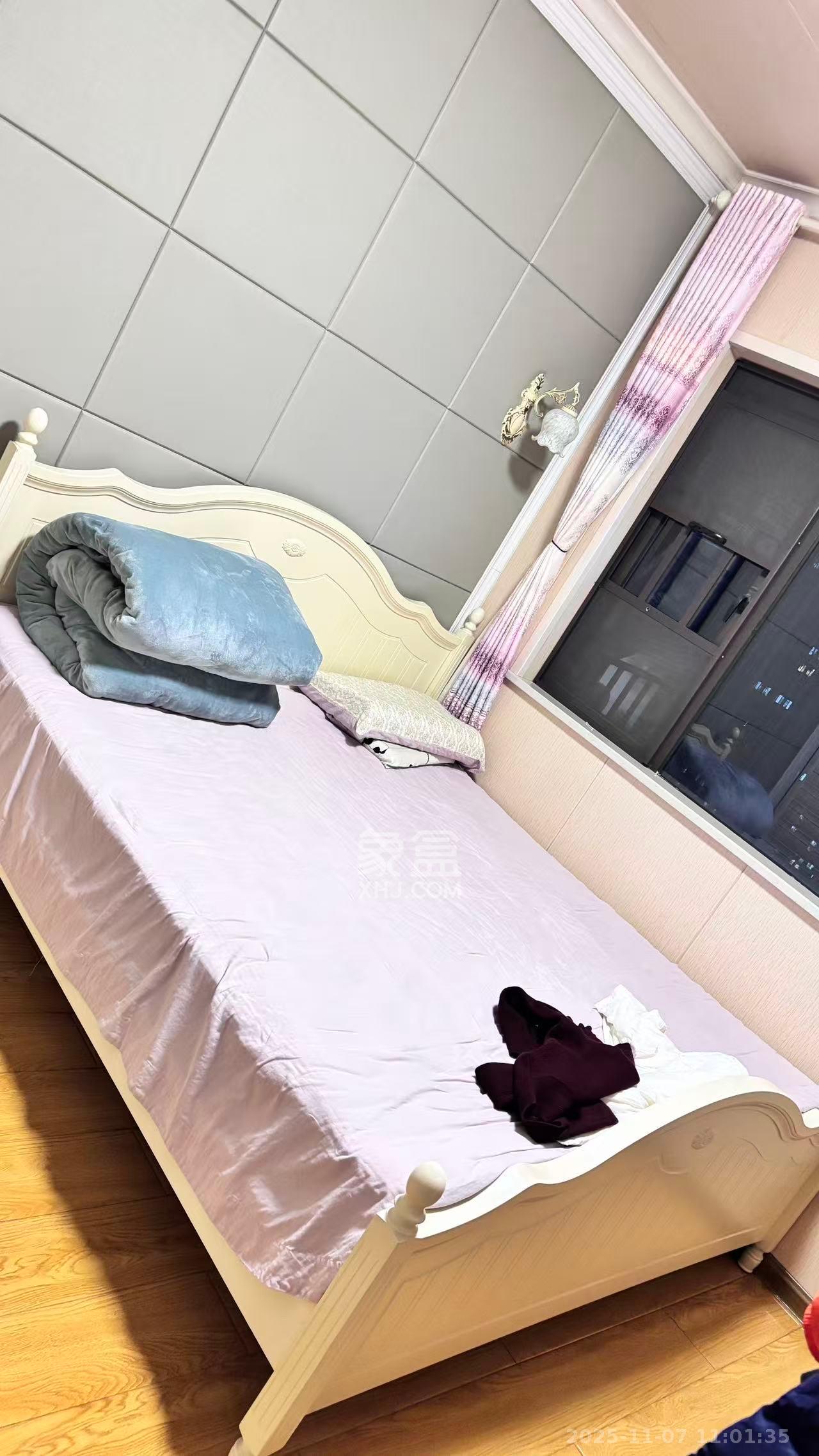 钰龙天下二期(钰龙佳园) 3室2厅2卫 2600.0元/月 钰龙天下二期(钰龙佳园) 3室2厅2卫 2600.0元/月室内图