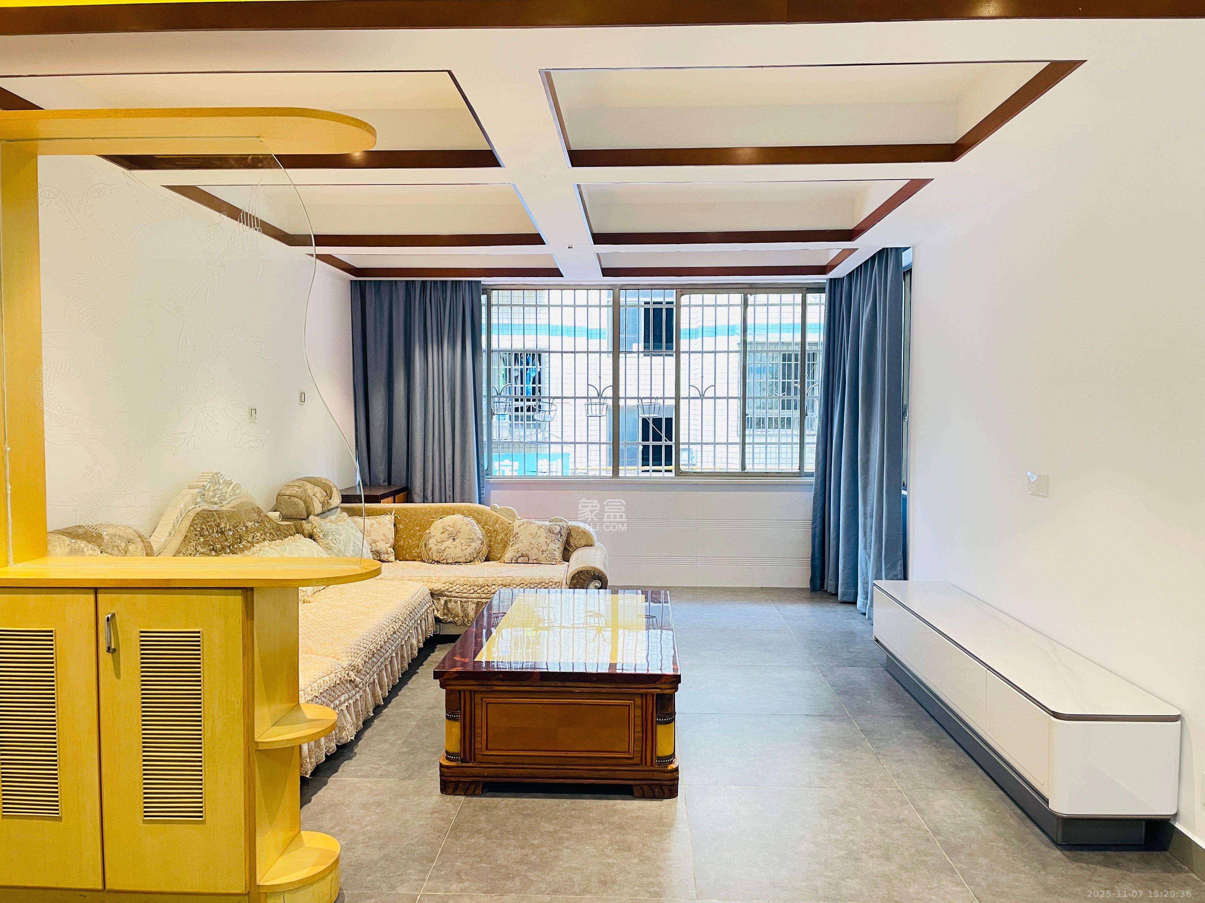 金石蓉园  2室2厅1卫    1600.0元/月