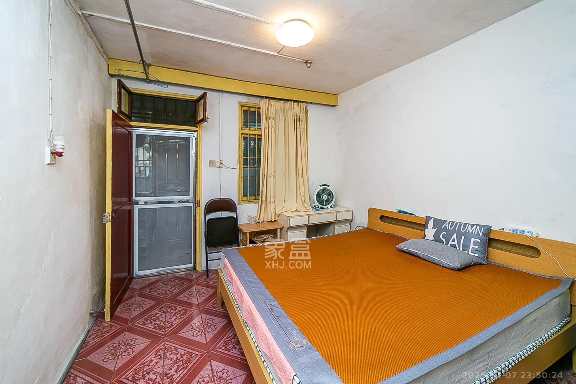 长沙市第二汽修制厂宿舍  2室1厅1卫    46.0万卧室