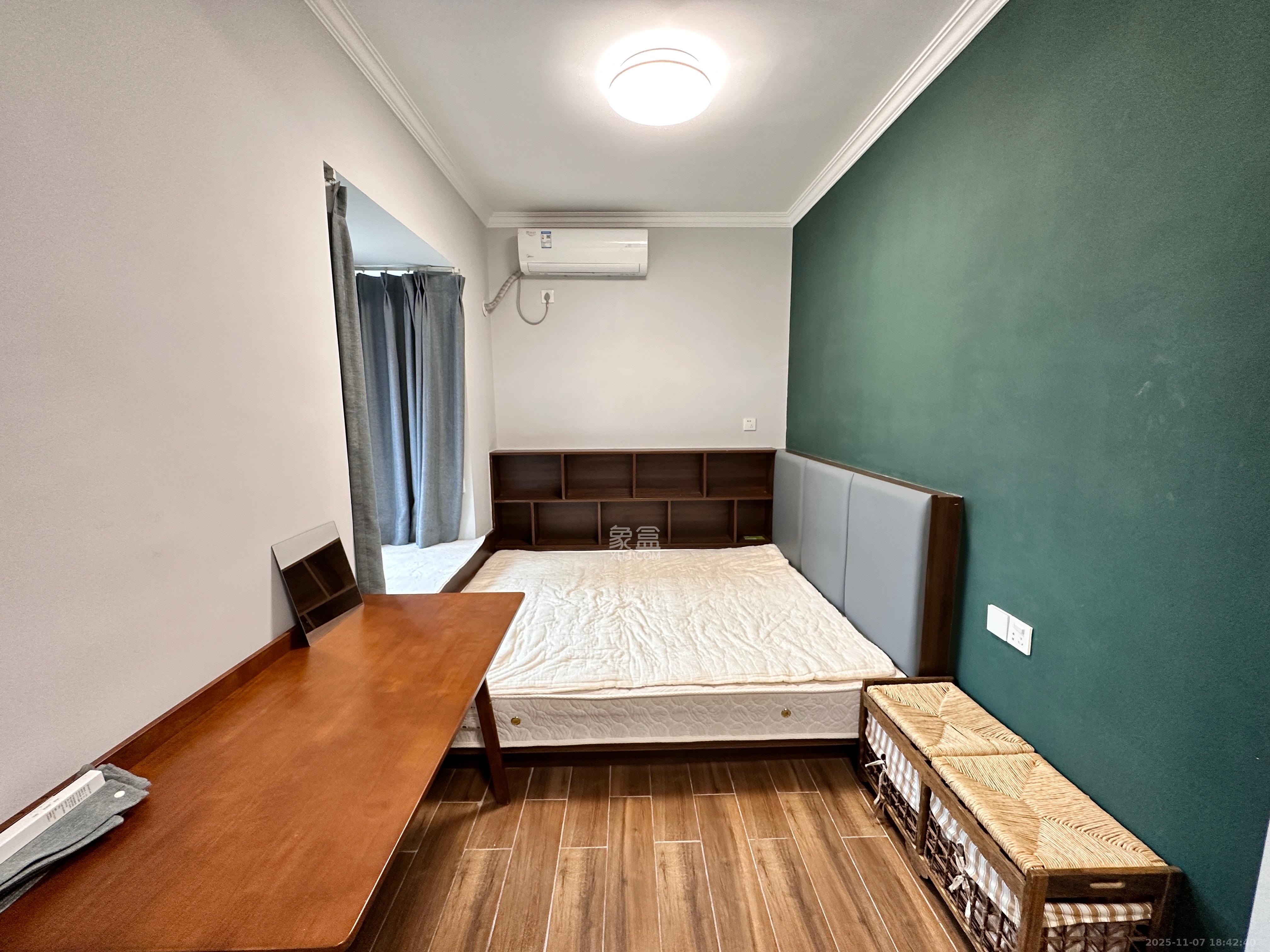 吉泰园安置小区  1室1厅1卫    2400.0元/月室内图