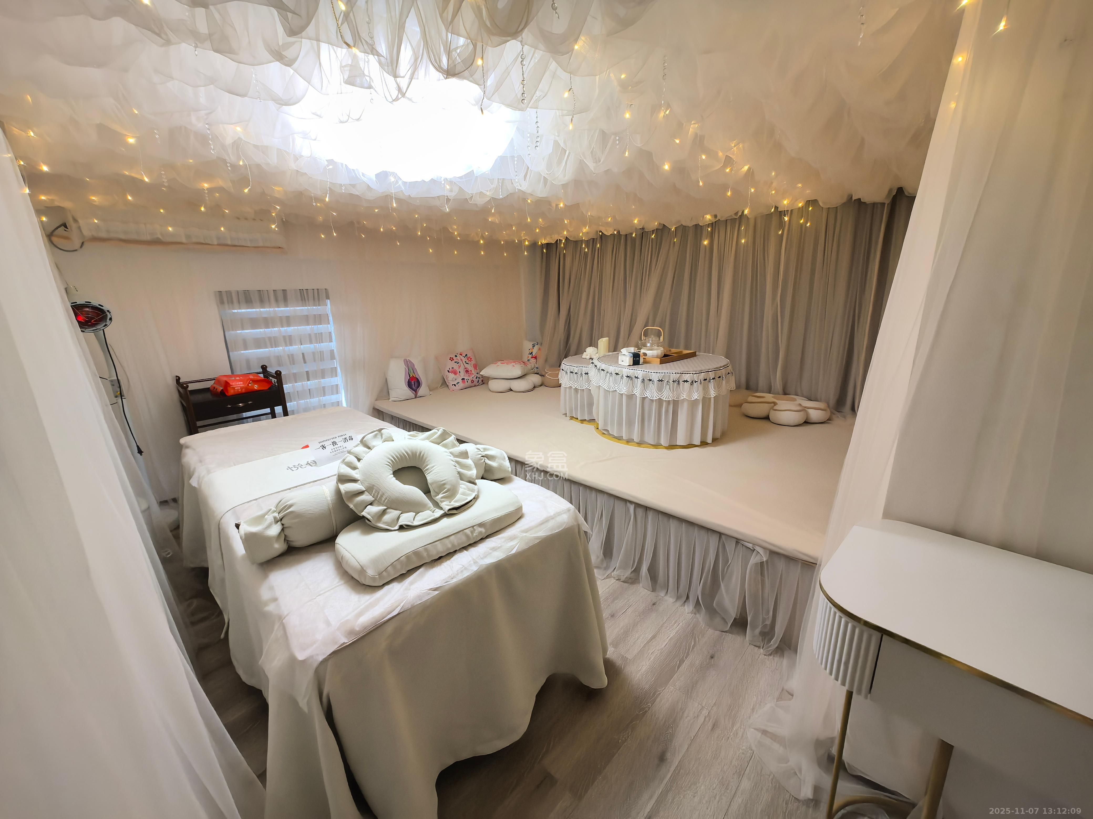 旺德府万象时代  2室2厅1卫    3200.0元/月室内图