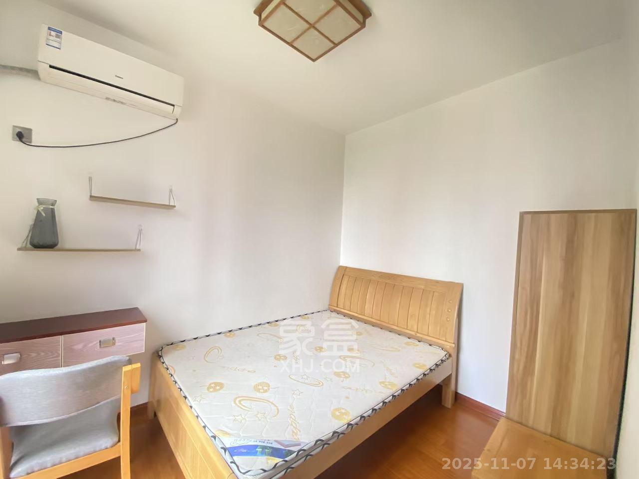 恒生碧水龙庭  2室2厅1卫    1600.0元/月室内图