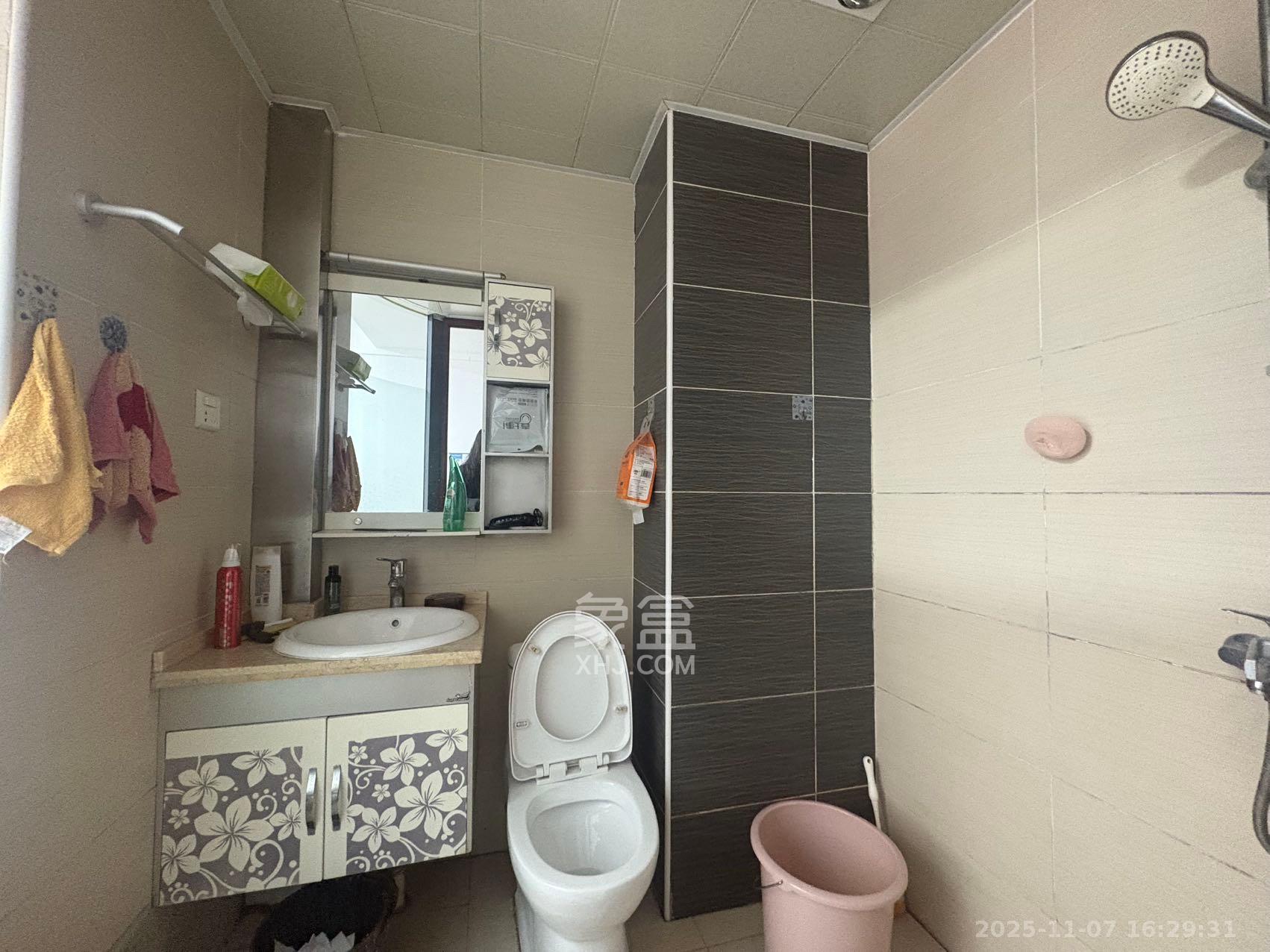 水岸世景 1室1厅1卫 1100.0元/月 水岸世景 1室1厅1卫 1100.0元/月室内图