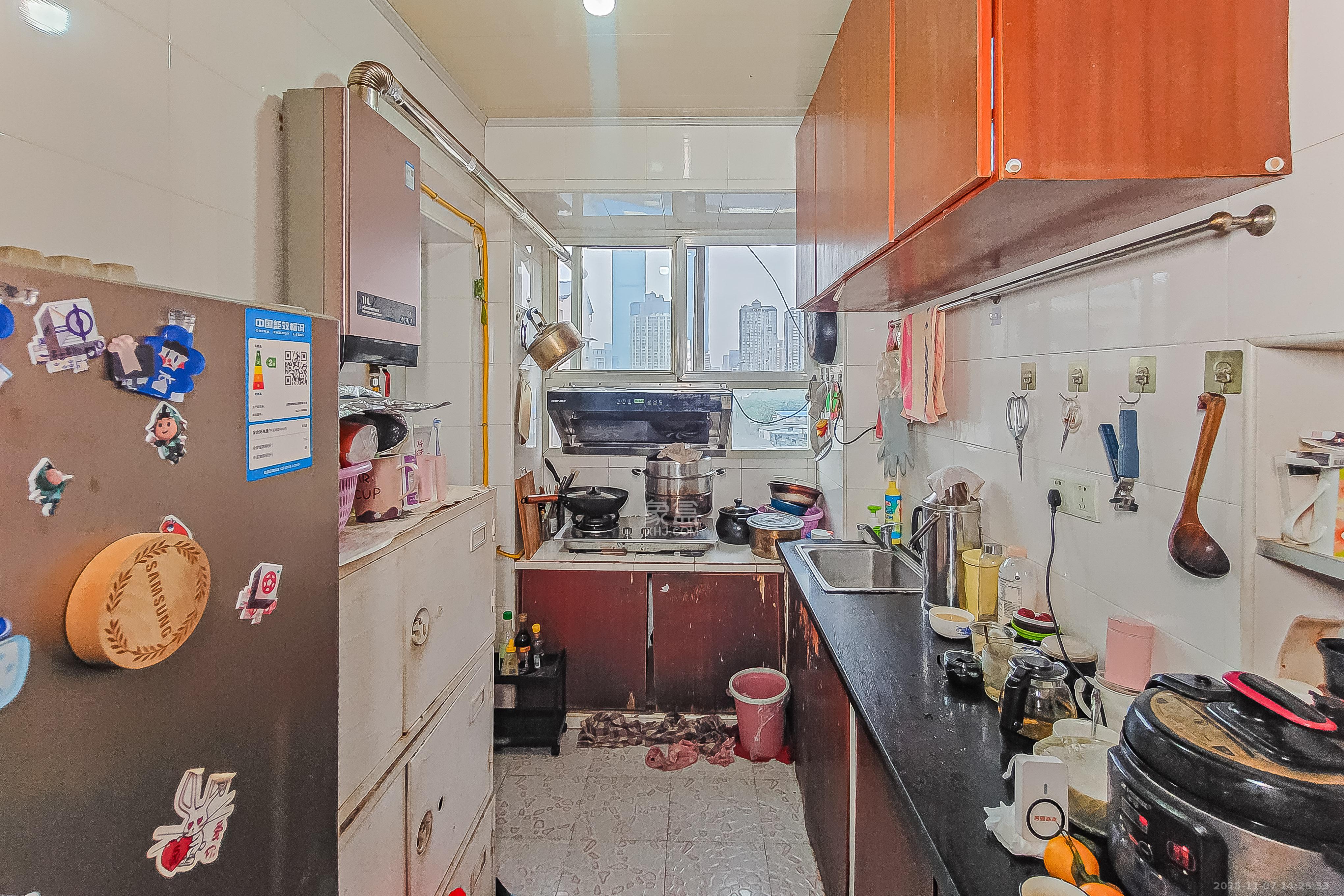 熙台岭巷散盘  1室1厅1卫    29.0万厨房