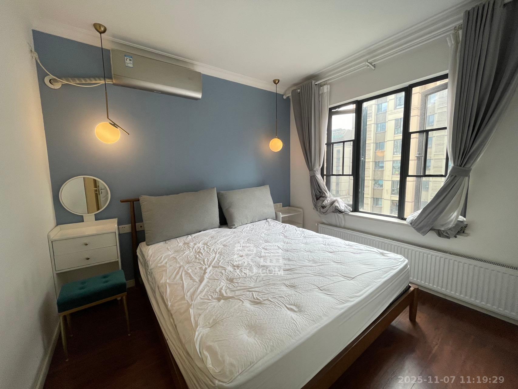 万科魅力之城观澜里 3室2厅2卫 2900.0元/月 万科魅力之城观澜里 3室2厅2卫 2900.0元/月室内图