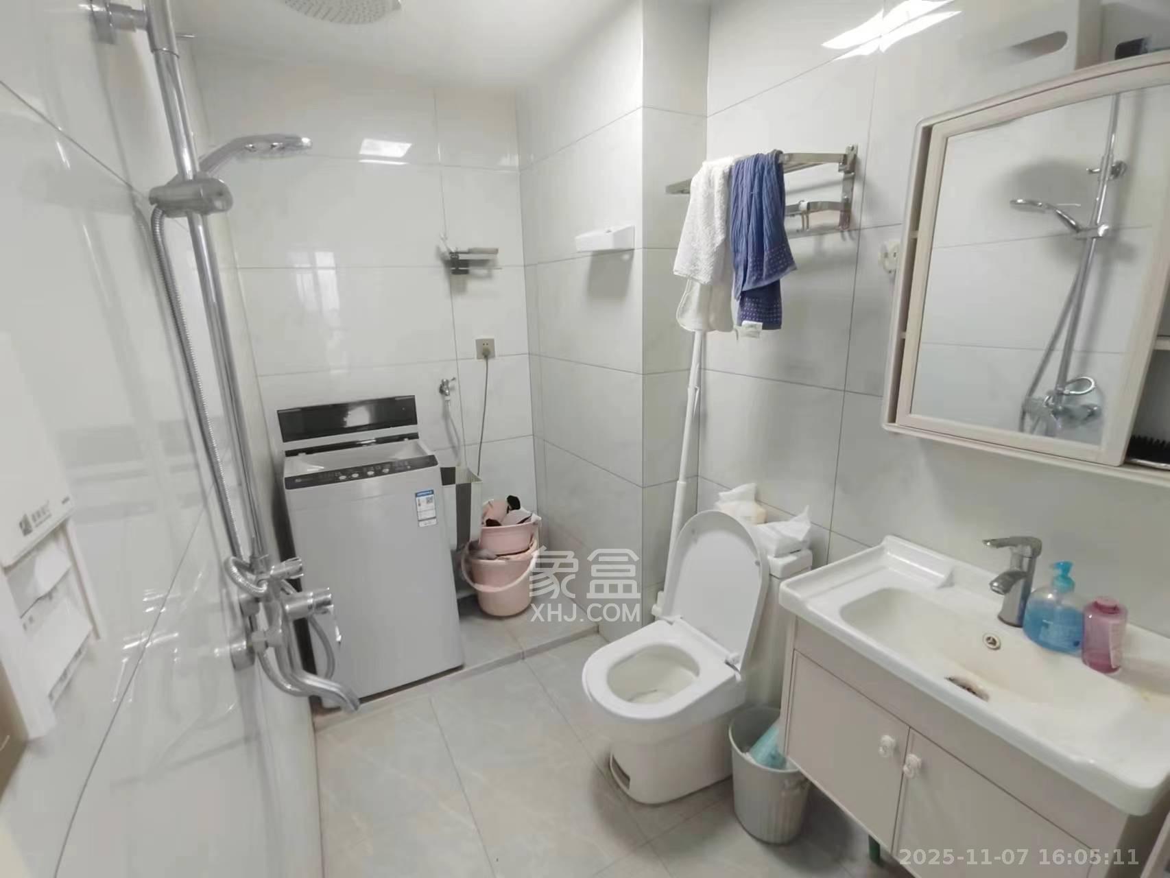 北辰三角洲E7区  1室1厅1卫    2400.0元/月室内图