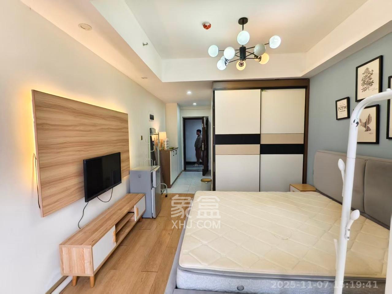 裕天国际商汇中心 1室0厅0卫 1300.0元/月 裕天国际商汇中心 1室0厅0卫 1300.0元/月室内图