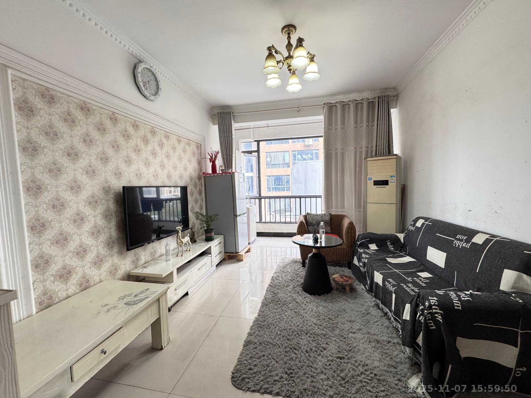 华晨御园 2室2厅1卫 1500.0元/月 华晨御园 2室2厅1卫 1500.0元/月室内图