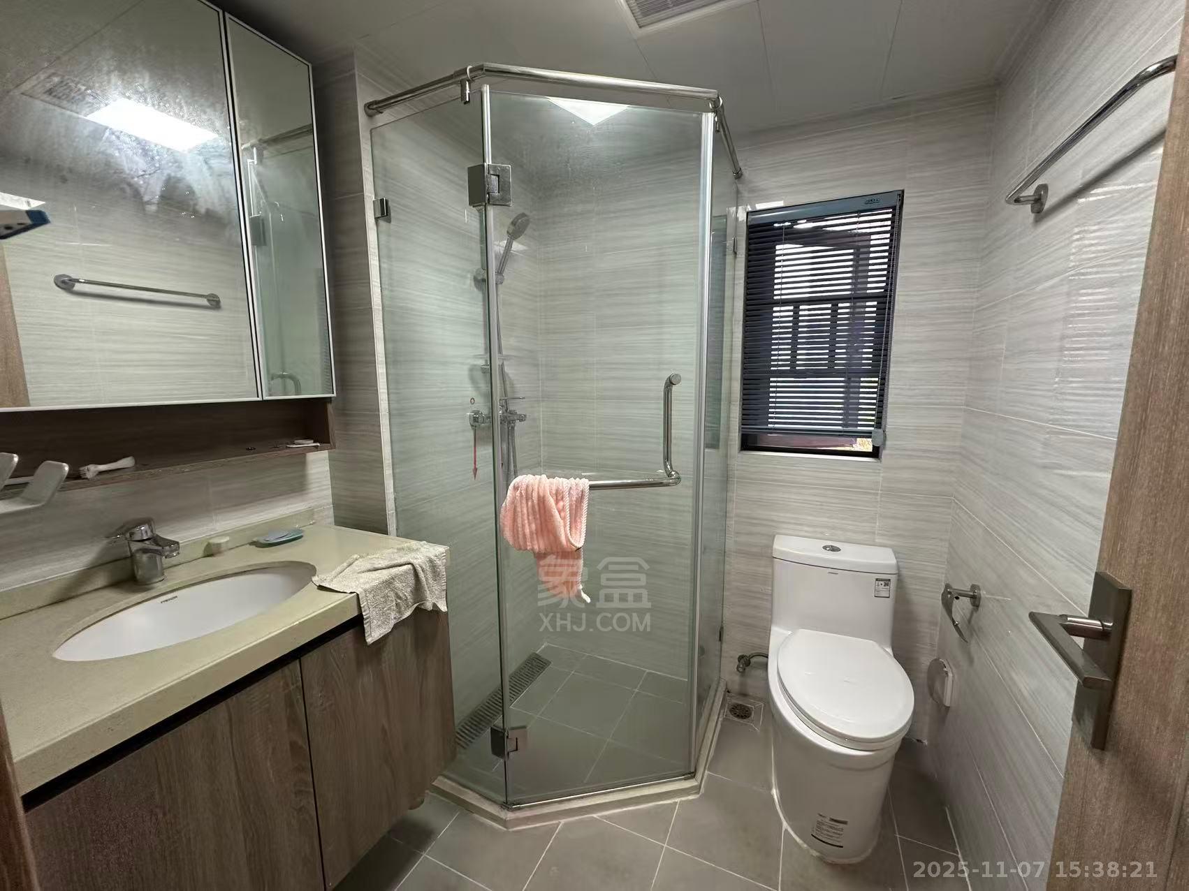 美的翰城  4室2厅2卫    2200.0元/月室内图