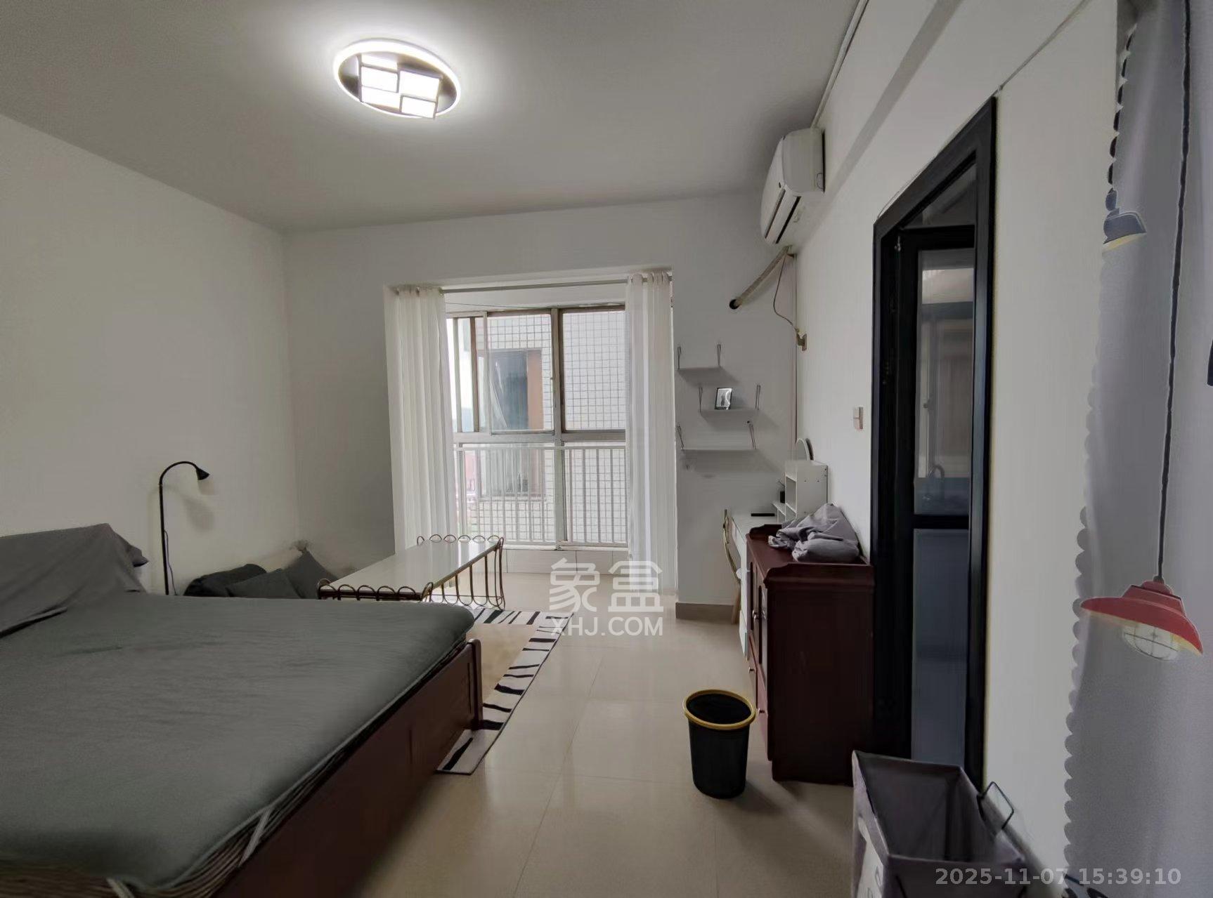 东方新世界 1室1厅1卫 1300.0元/月 东方新世界 1室1厅1卫 1300.0元/月室内图