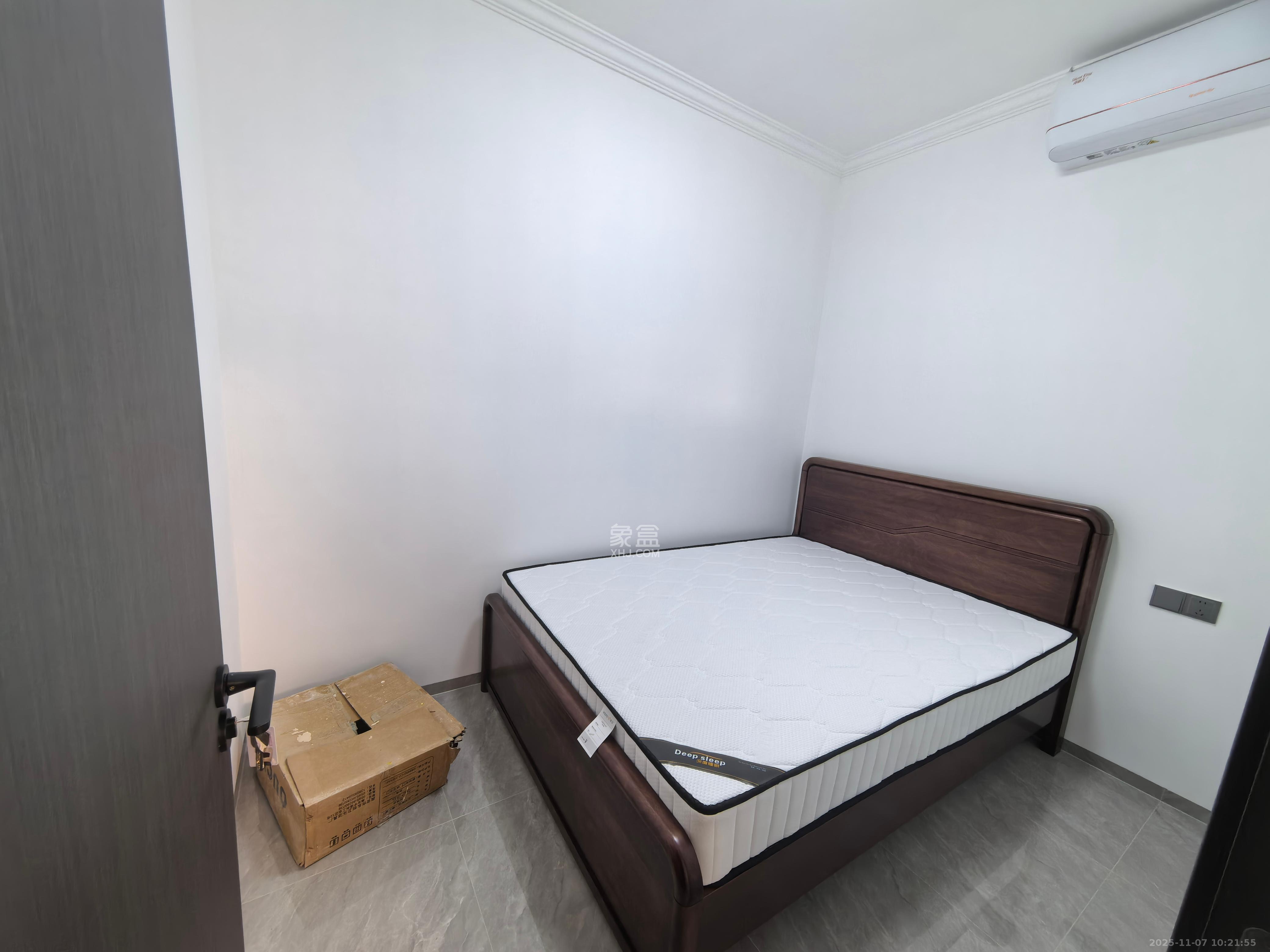 望月湖小区九片 3室1厅1卫 3600.0元/月 望月湖小区九片 3室1厅1卫 3600.0元/月室内图