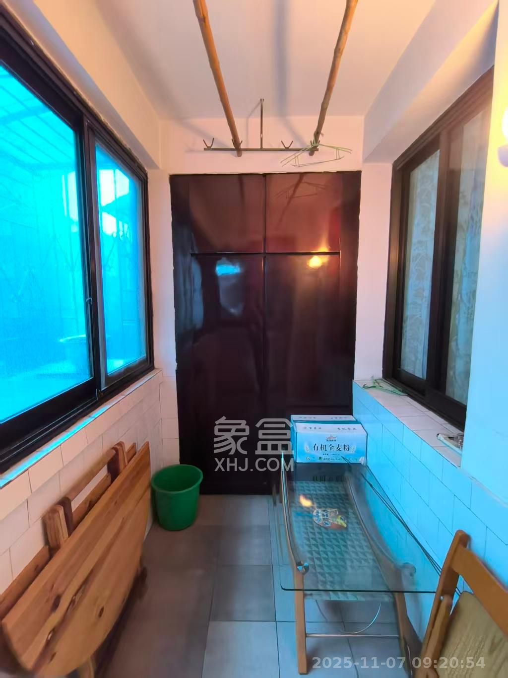 向韶村  2室1厅1卫    1500.0元/月室内图