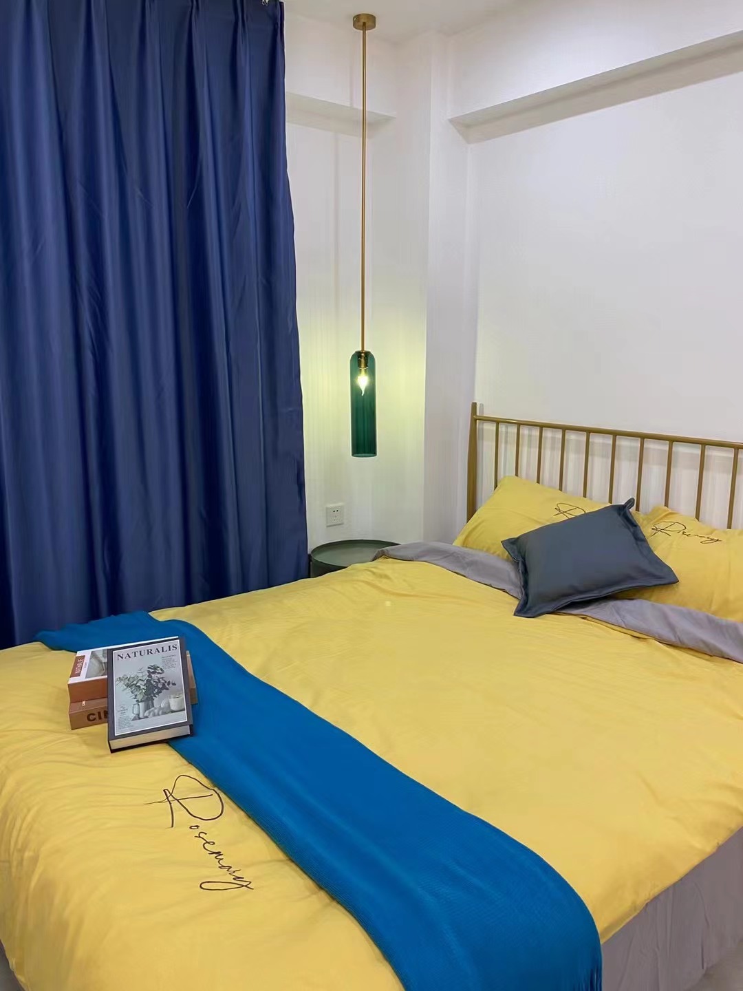 红玫瑰大厦 1室0厅1卫 1850.0元/月 红玫瑰大厦 1室0厅1卫 1850.0元/月室内图