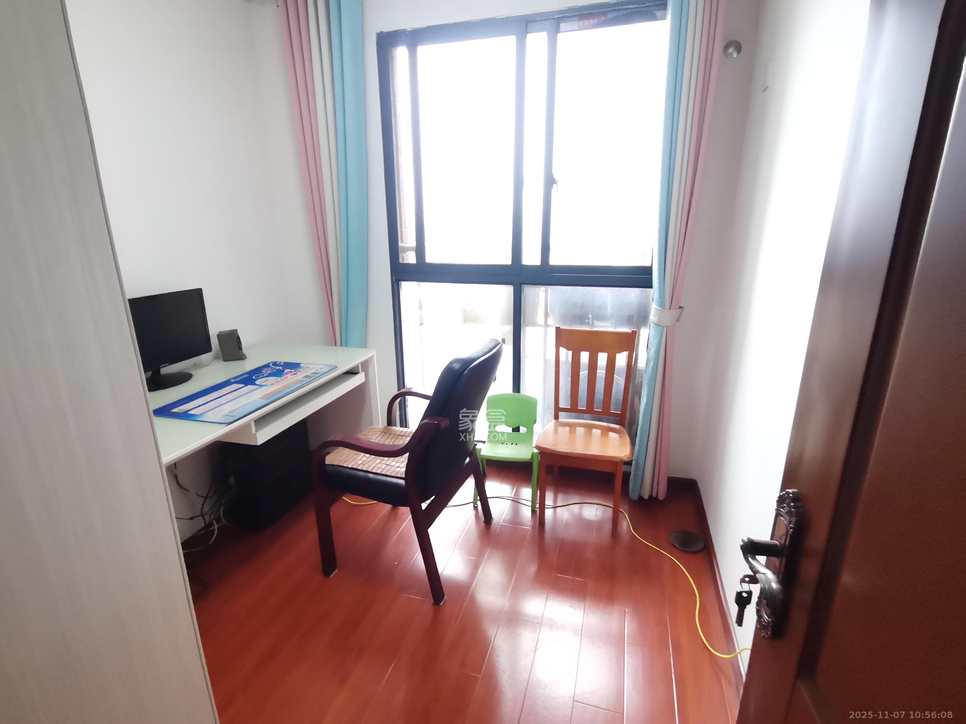 广泰锦苑 3室2厅1卫 2200.0元/月 广泰锦苑 3室2厅1卫 2200.0元/月室内图