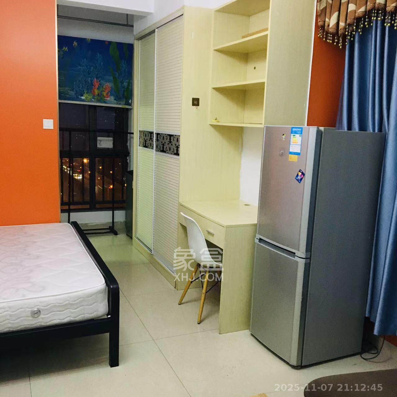 湘域相遇  1室1厅1卫    1600.0元/月室内图