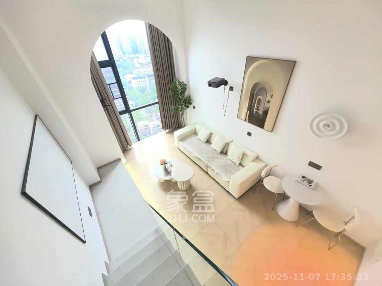 万润时光里  2室1厅1卫    2400.0元/月小区图