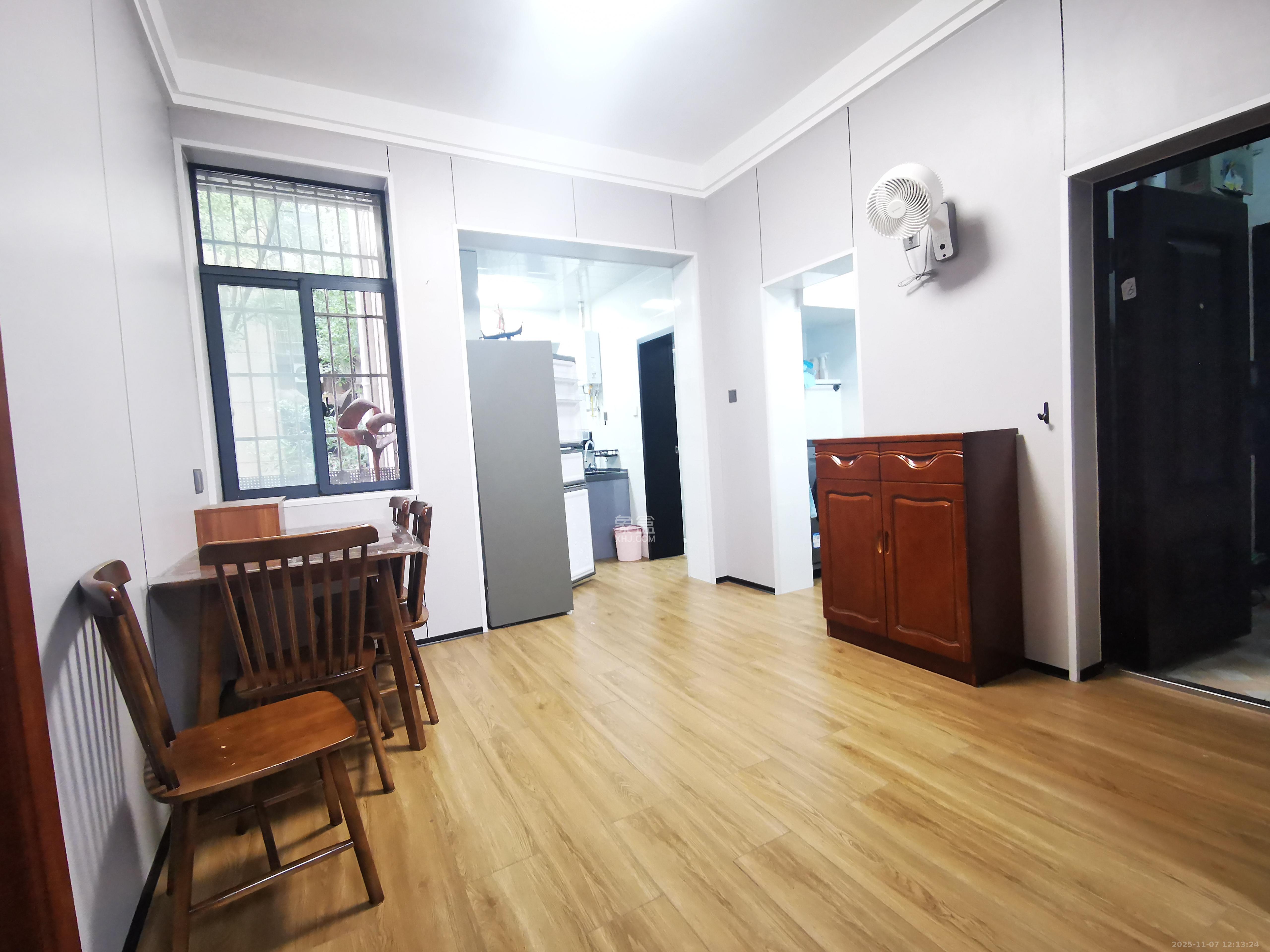 省水院宿舍  2室2厅1卫    3000.0元/月室内图