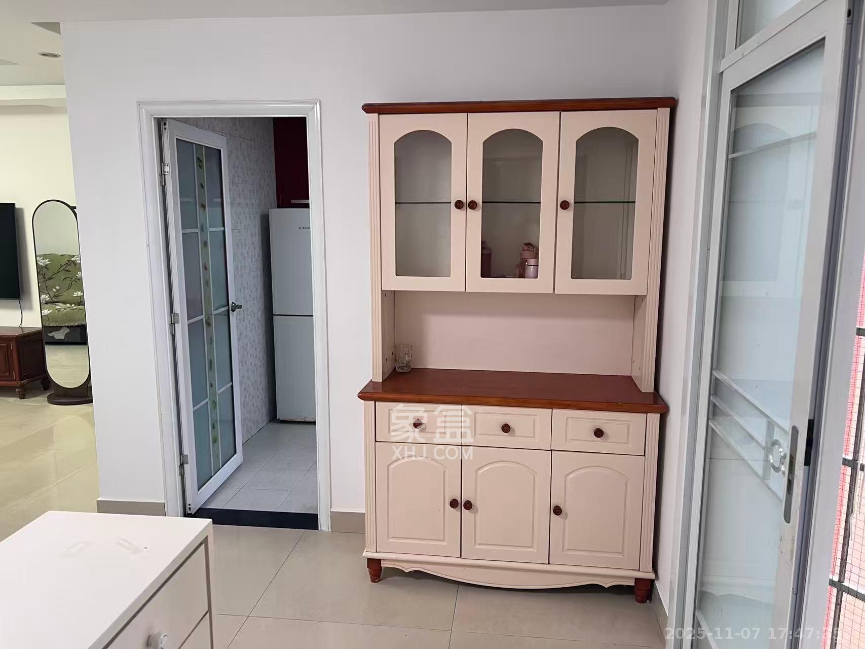 江临天下 2室2厅1卫 1980.0元/月 江临天下 2室2厅1卫 1980.0元/月室内图