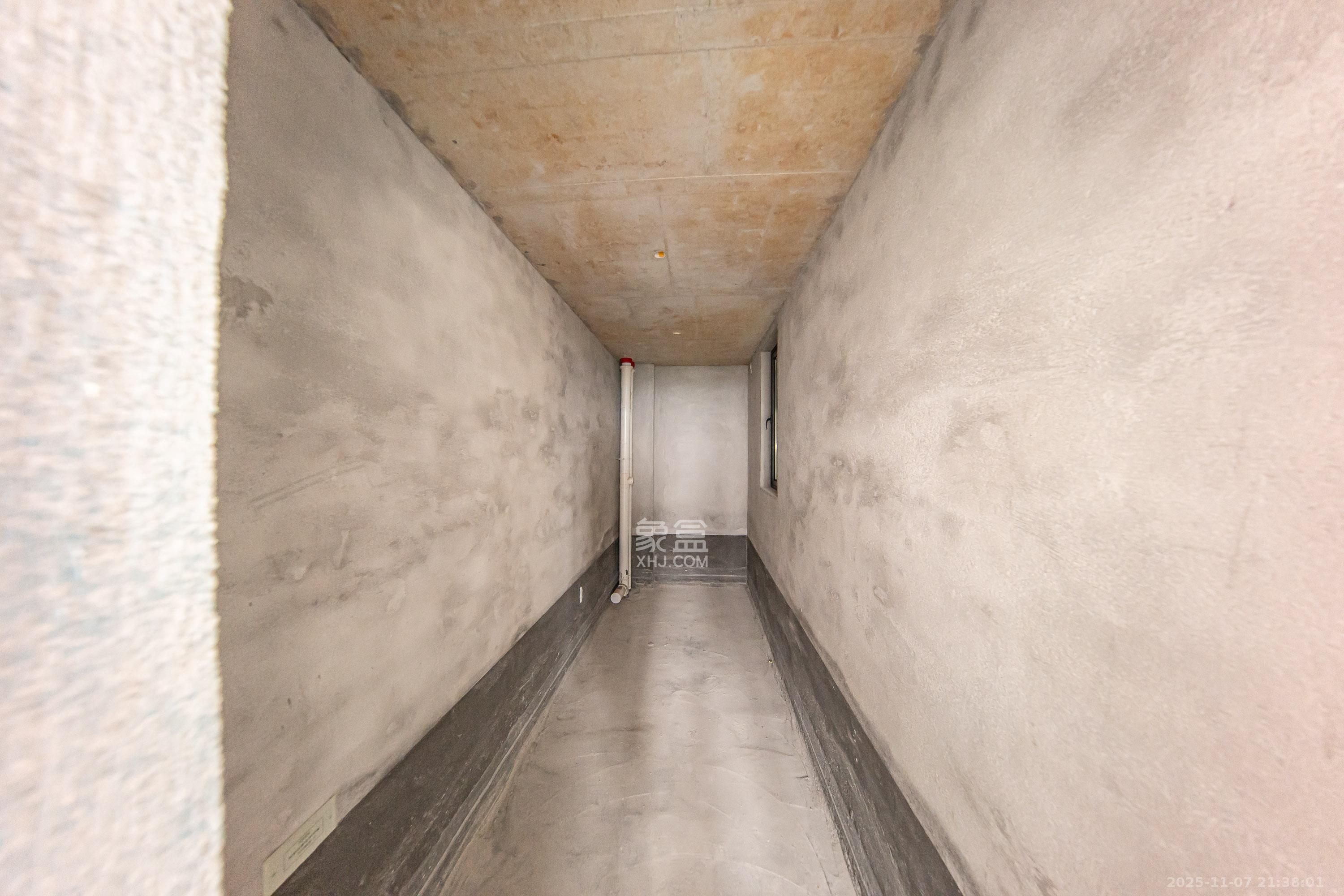 建投象山国际 5室2厅2卫 240.0万 建投象山国际 5室2厅2卫 240.0万卫生间