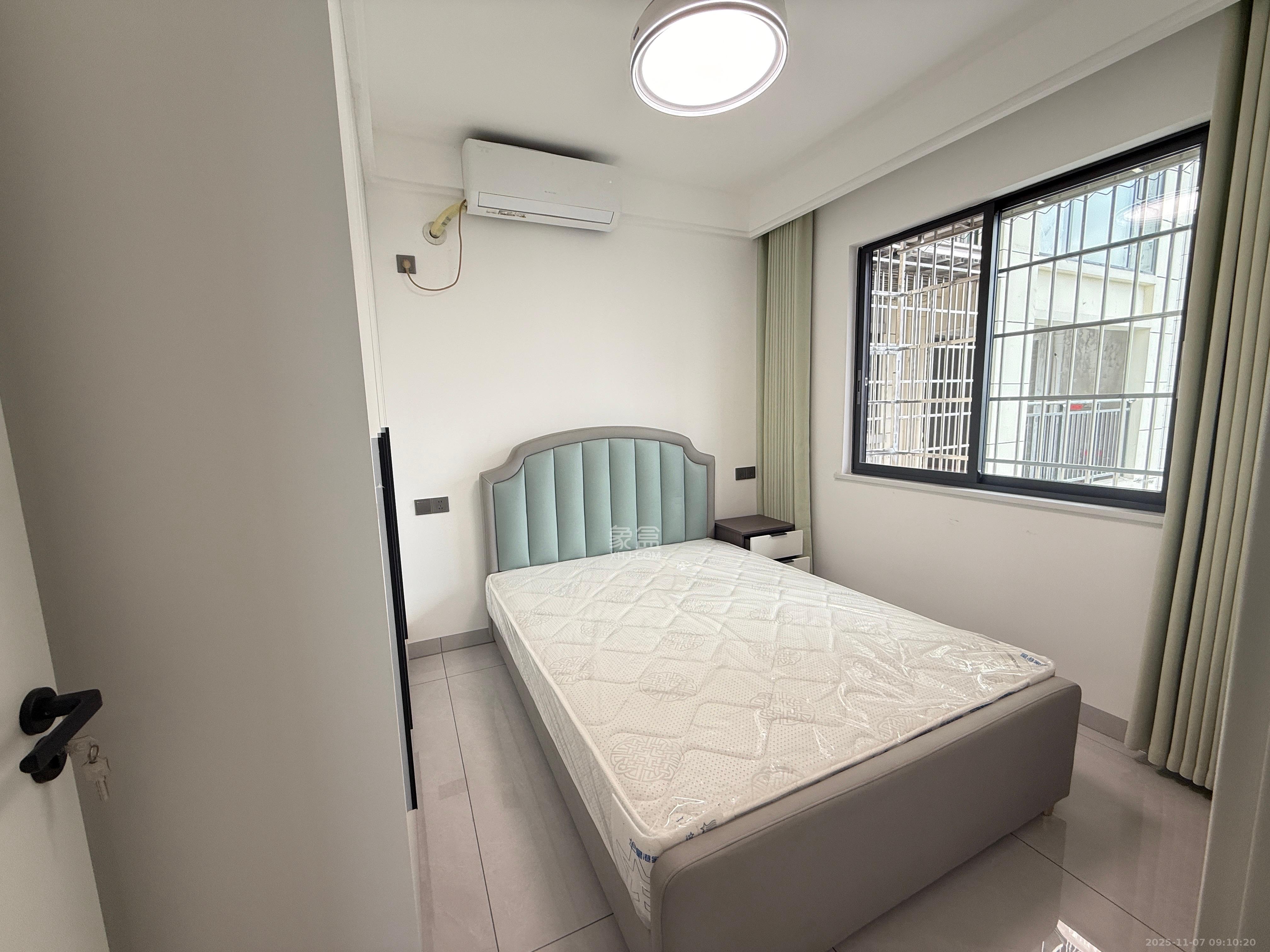 和景家园二期 1室0厅0卫 2200.0元/月 和景家园二期 1室0厅0卫 2200.0元/月室内图