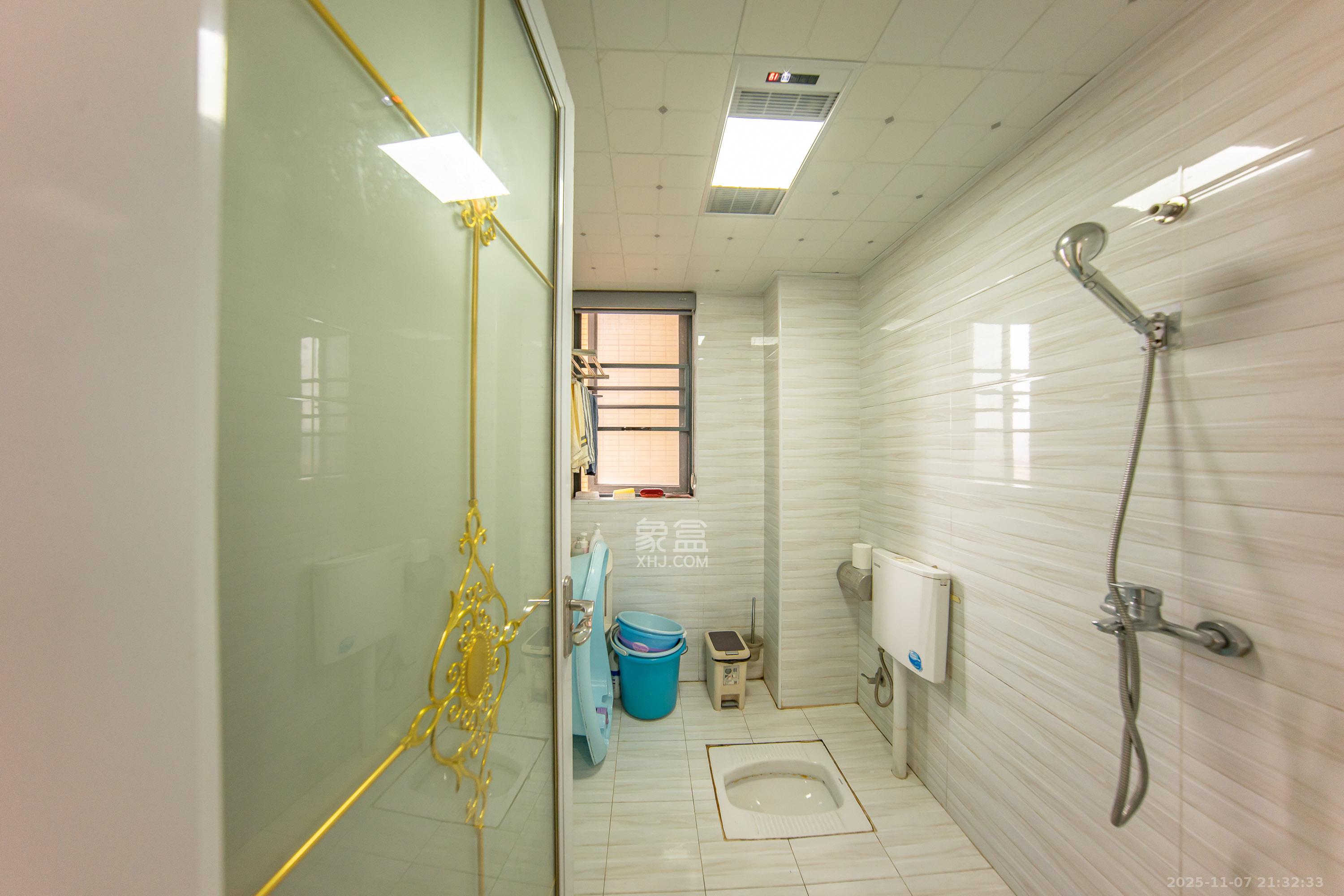 湘熙水郡(观澜海赋家园) 3室2厅1卫 98.0万 湘熙水郡(观澜海赋家园) 3室2厅1卫 98.0万卫生间