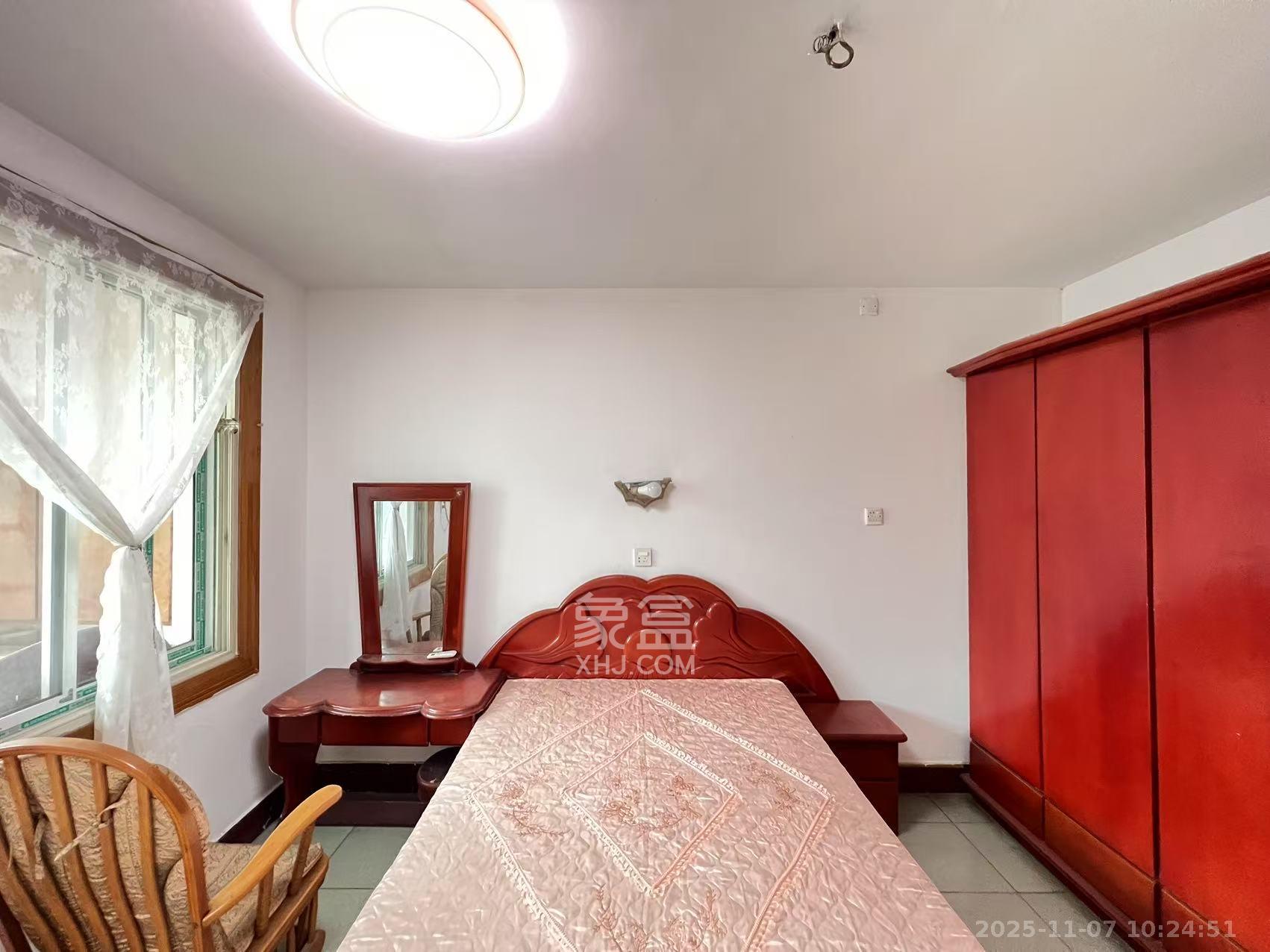 湖橡宿舍/湖橡小区 1室0厅0卫 1500.0元/月 湖橡宿舍/湖橡小区 1室0厅0卫 1500.0元/月室内图