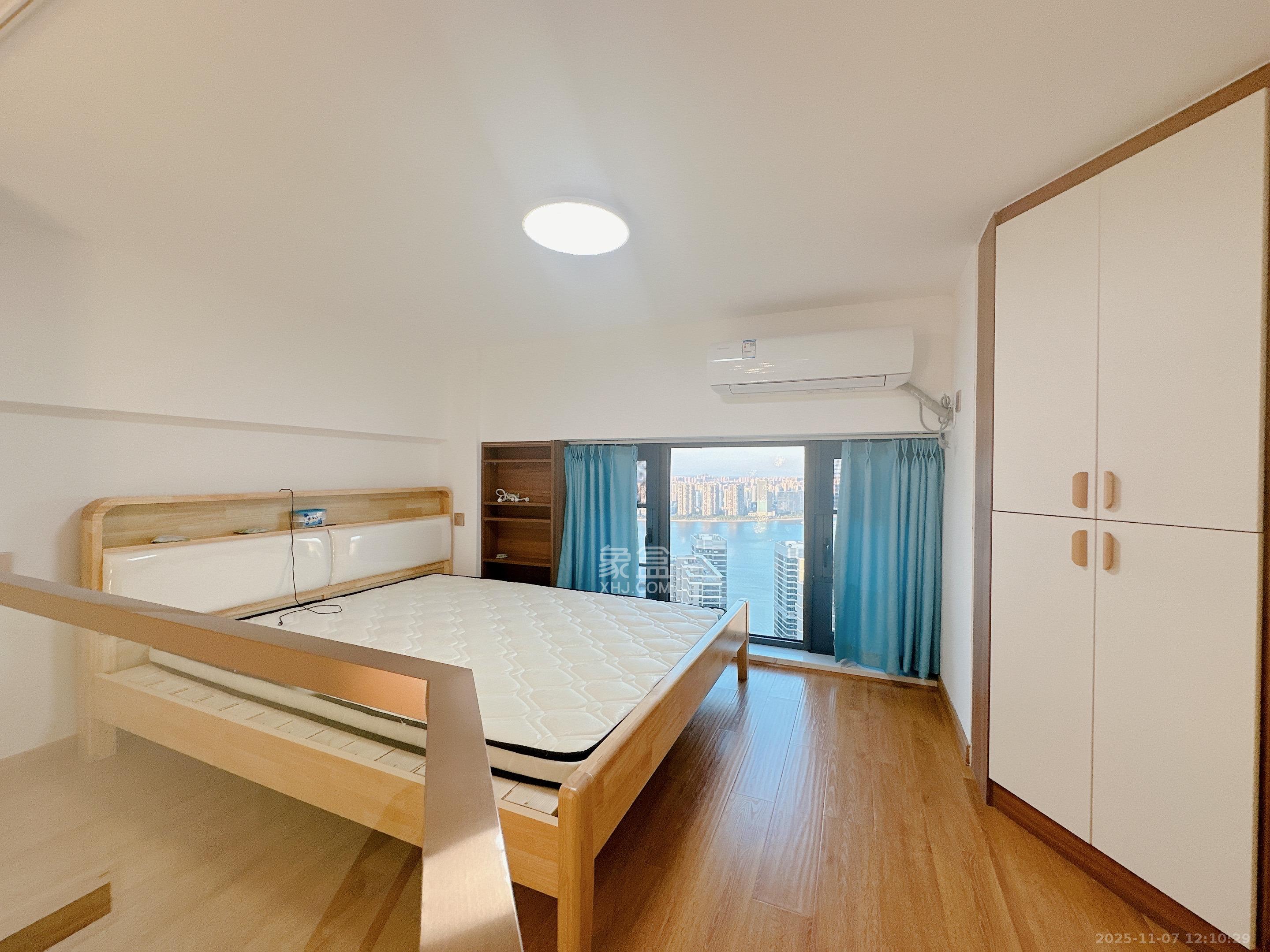 启迪协信中心  2室1厅1卫    2600.0元/月室内图