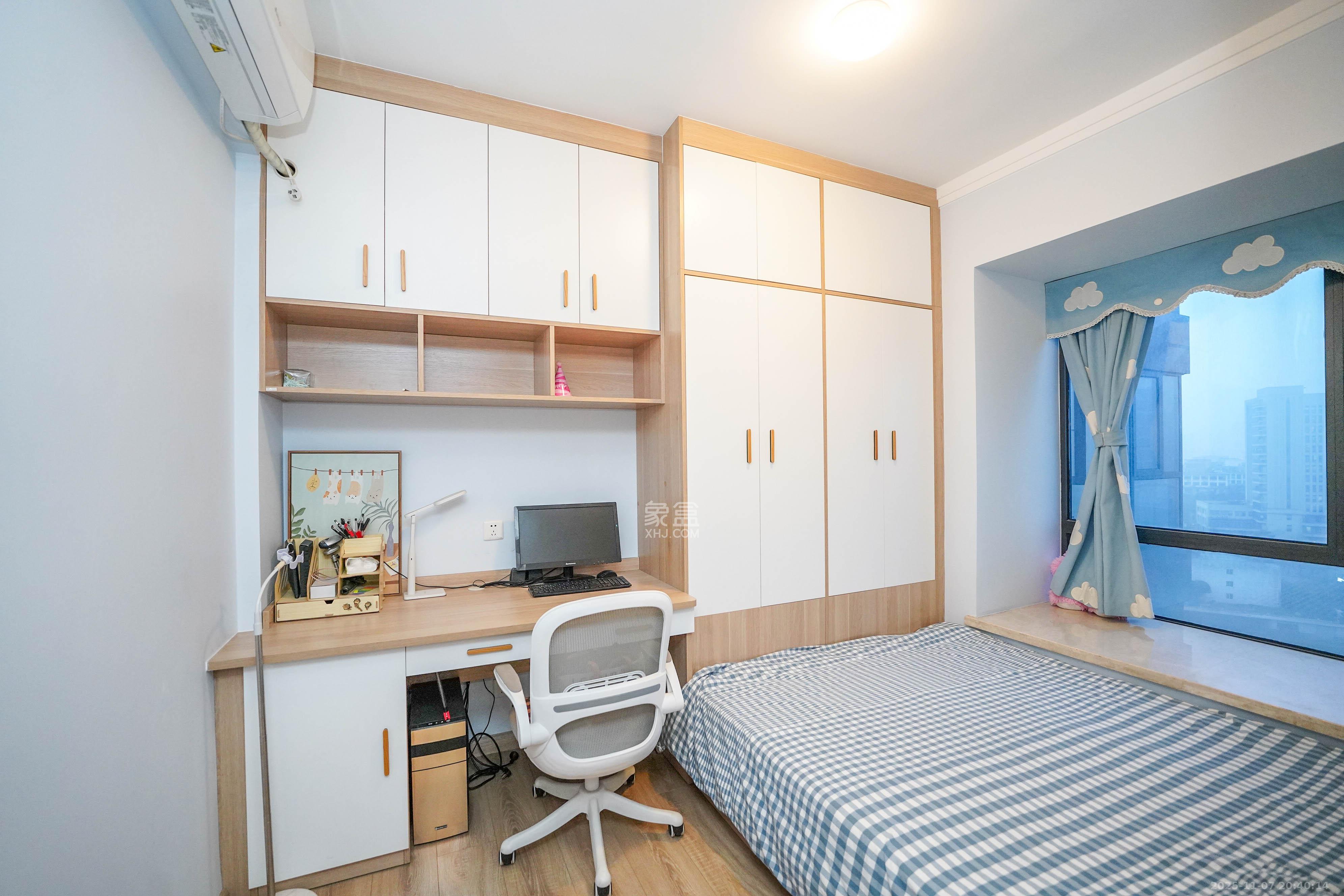 汇金城/嘉华城（二期、三期）  3室2厅2卫    138.0万卧室