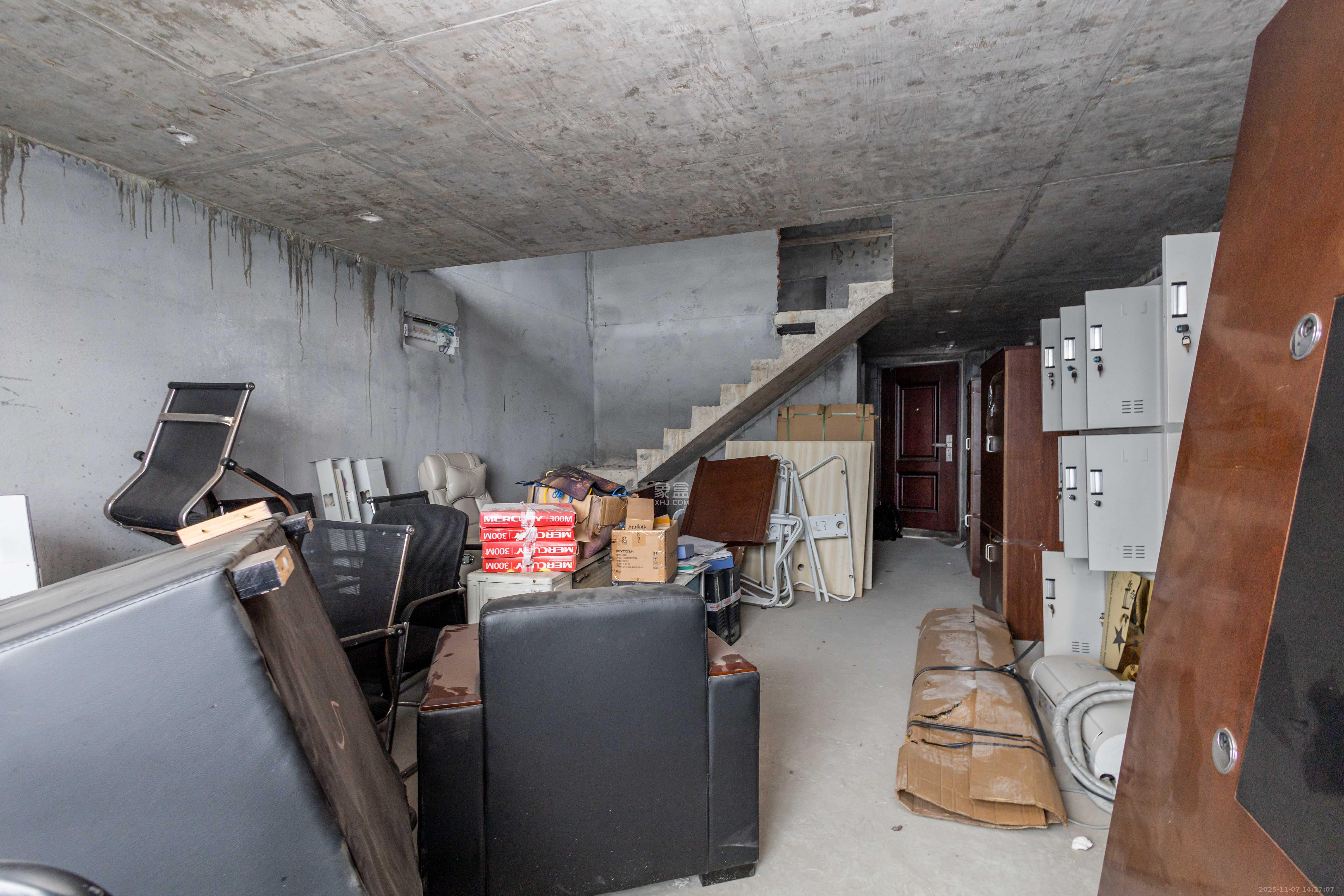 雅居乐新地 2室1厅1卫 26.0万 雅居乐新地 2室1厅1卫 26.0万客厅