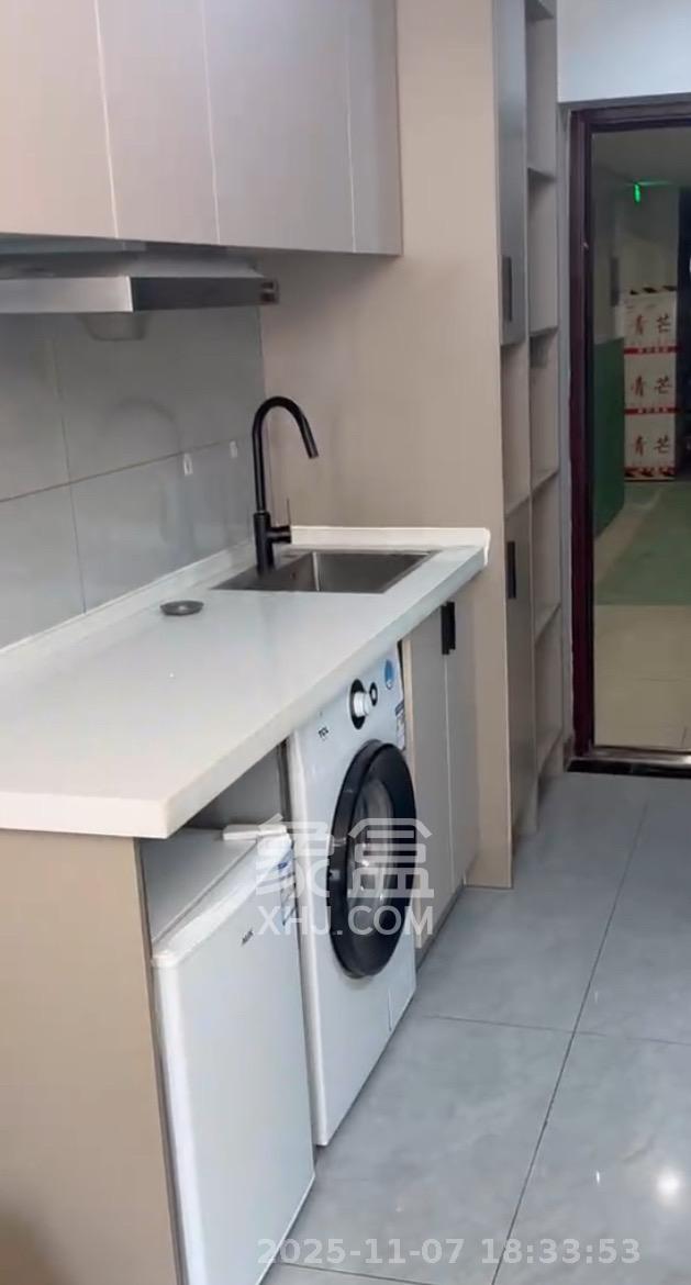 保利天禧EF区 1室0厅1卫 1350.0元/月 保利天禧EF区 1室0厅1卫 1350.0元/月室内图