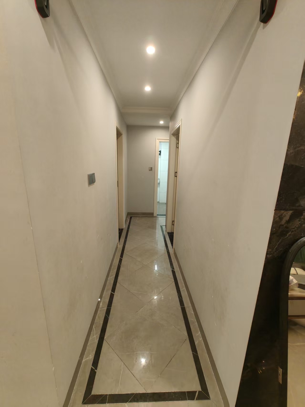 现代美居（喜盈门）  3室2厅2卫    3500.0元/月室内图