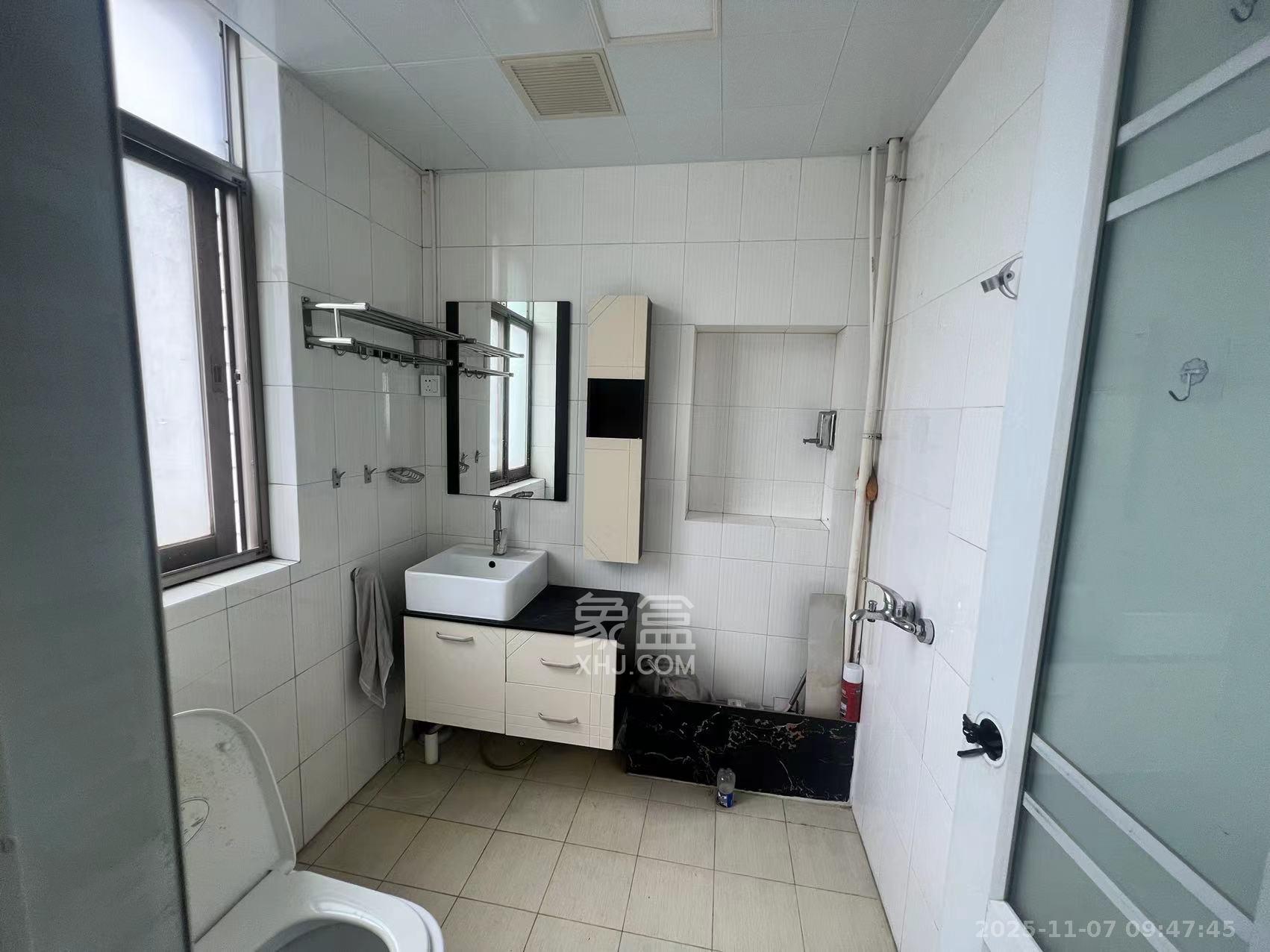 湖南食品药品职业学院(北校区) 2室1厅1卫 1700.0元/月 湖南食品药品职业学院(北校区) 2室1厅1卫 1700.0元/月室内图