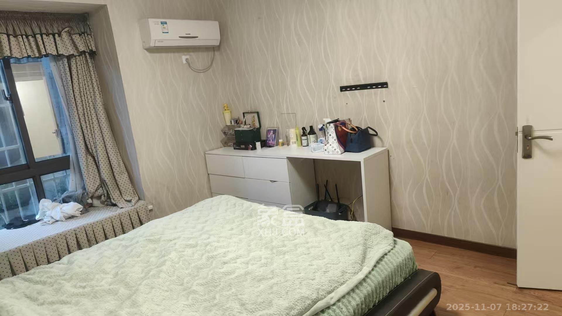 好望谷  3室2厅2卫    2200.0元/月室内图