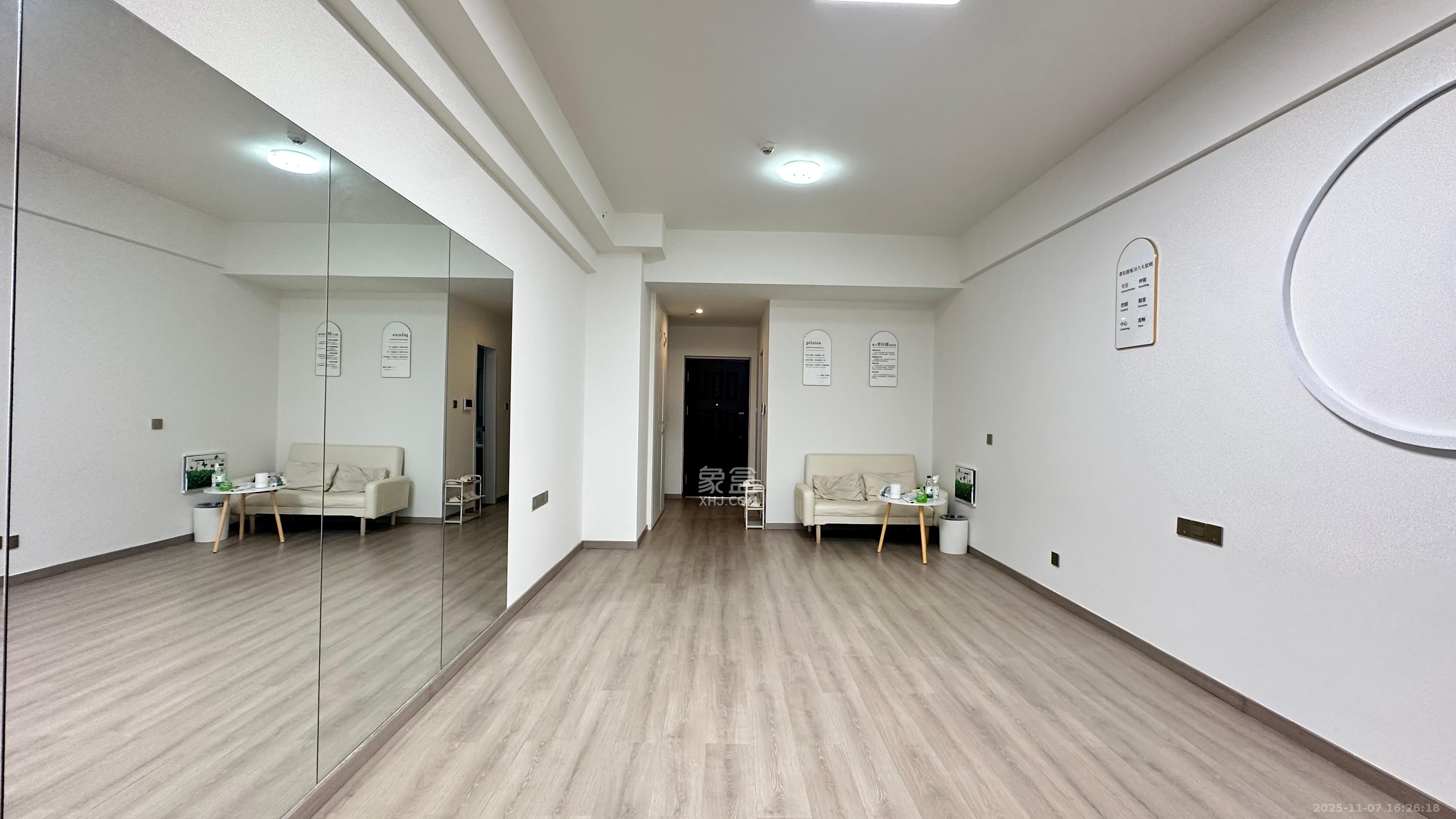 明发国际城  1室1厅1卫    1500.0元/月室内图