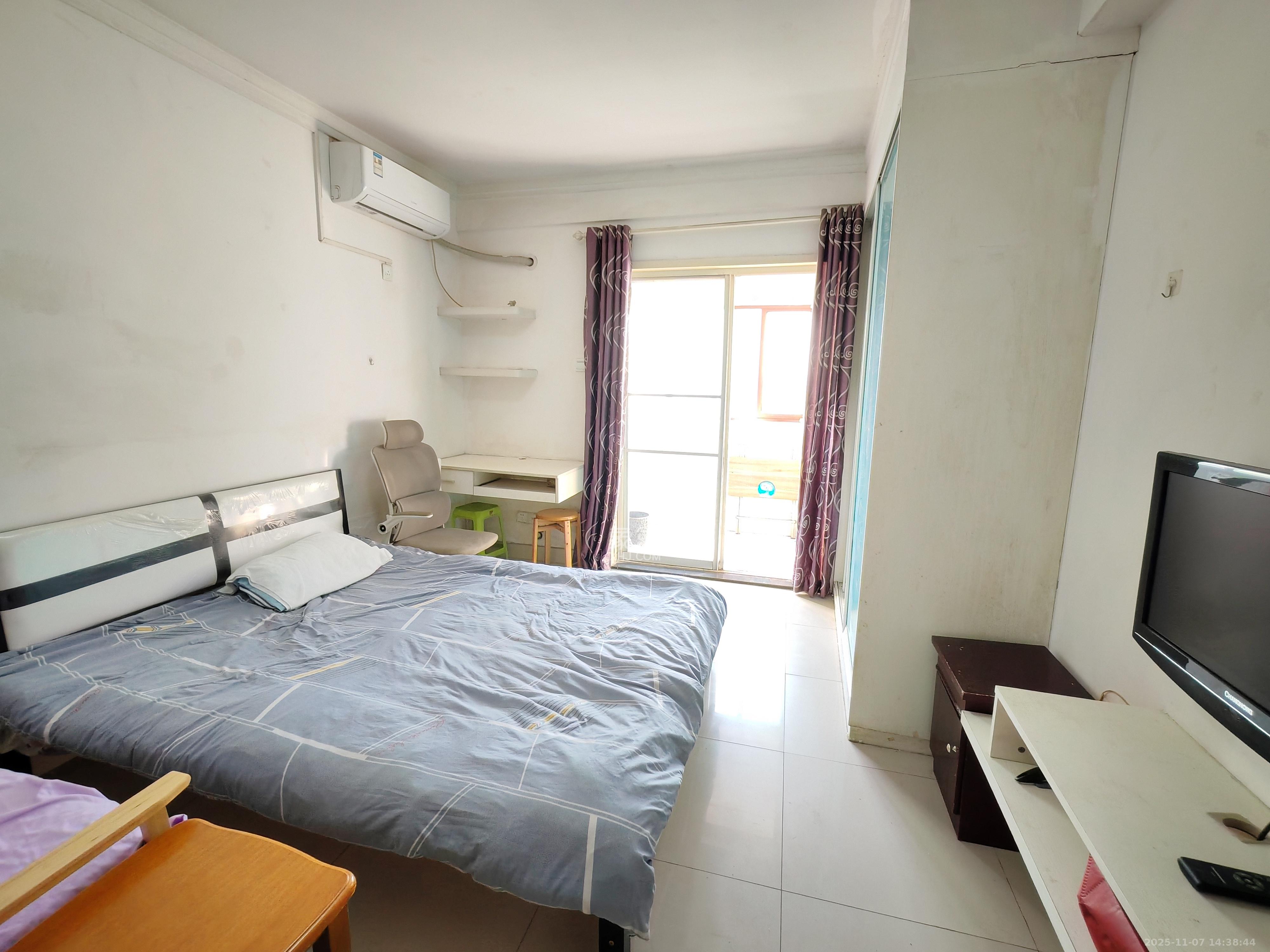 兰卡威国际  1室1厅1卫    1300.0元/月