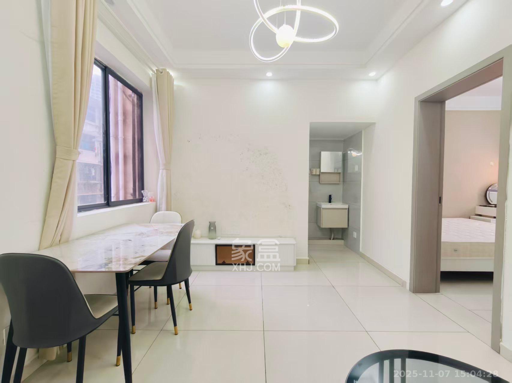 东风二村社区房  1室1厅1卫    2500.0元/月室内图