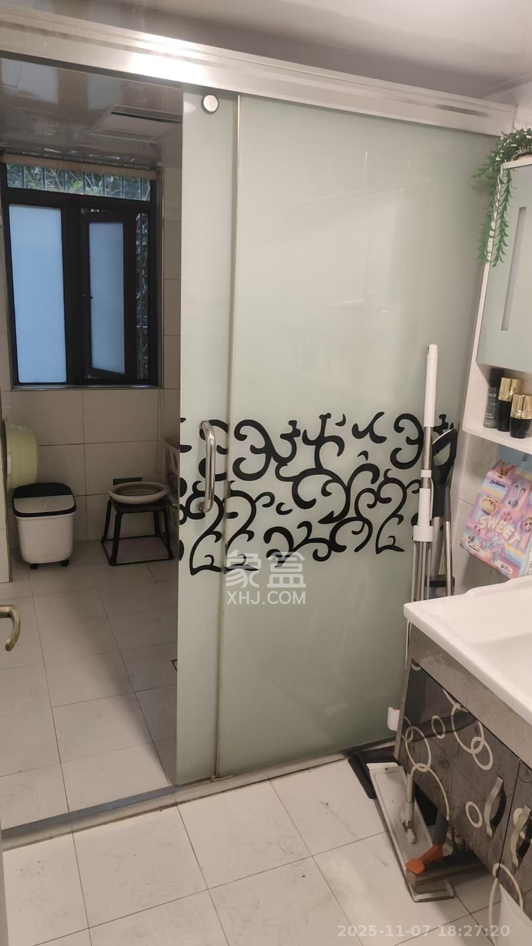 好望谷  3室2厅2卫    2200.0元/月室内图