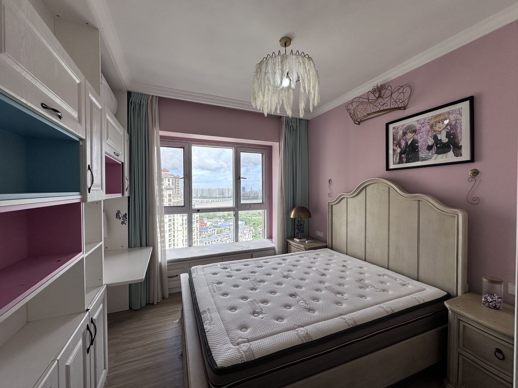 翡翠水城（住宅）  3室3厅2卫    178.0万客厅