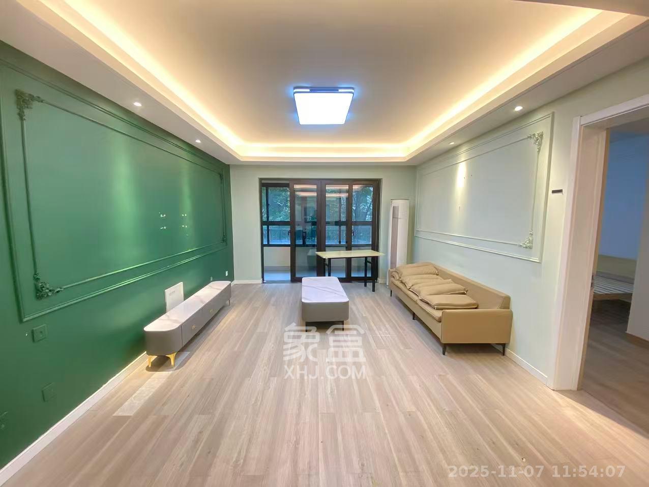 新城和樾（新城和樾公馆）  4室2厅3卫    2600.0元/月