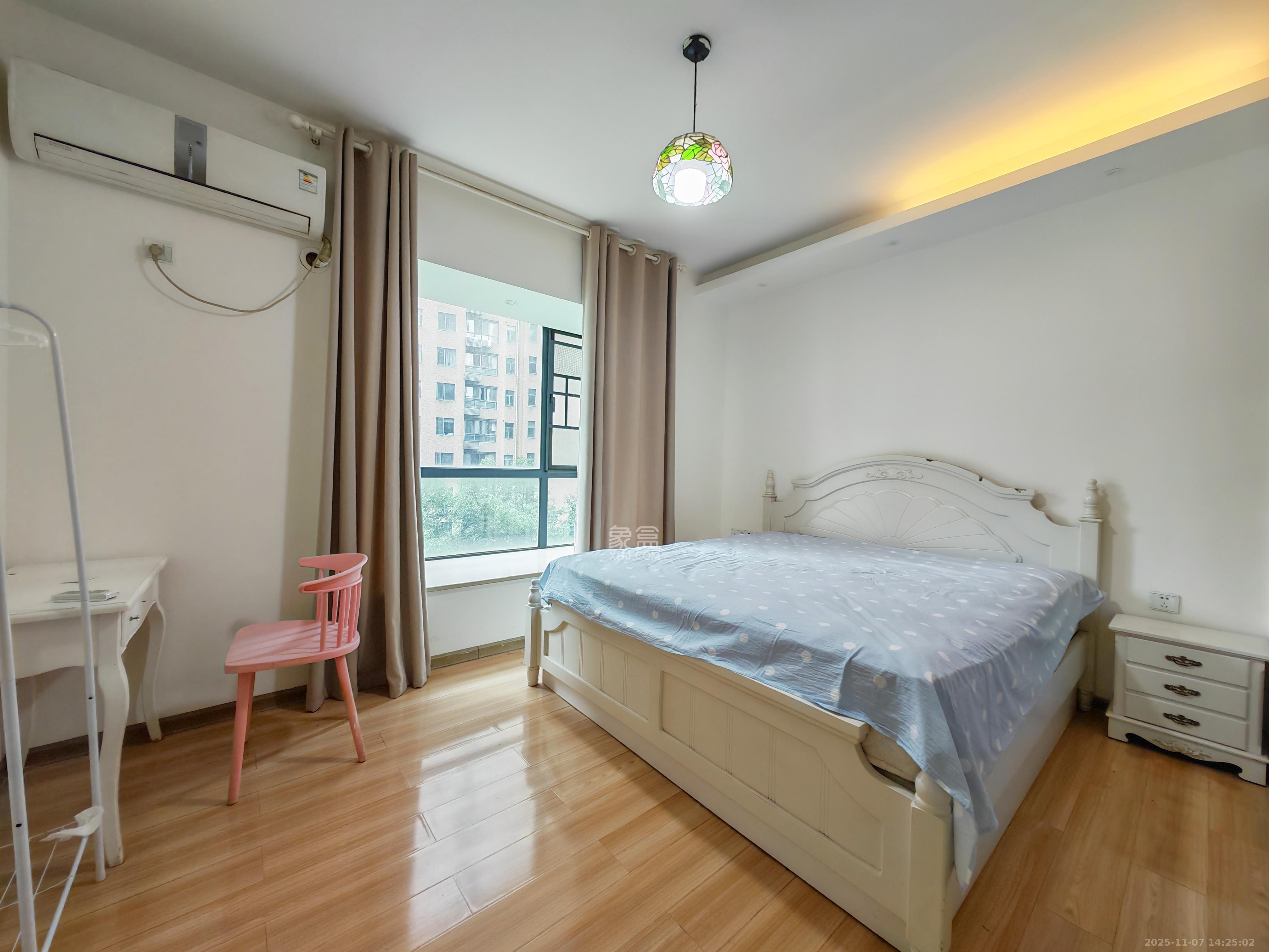 湘府9号 2室1厅1卫 2100.0元/月 湘府9号 2室1厅1卫 2100.0元/月室内图